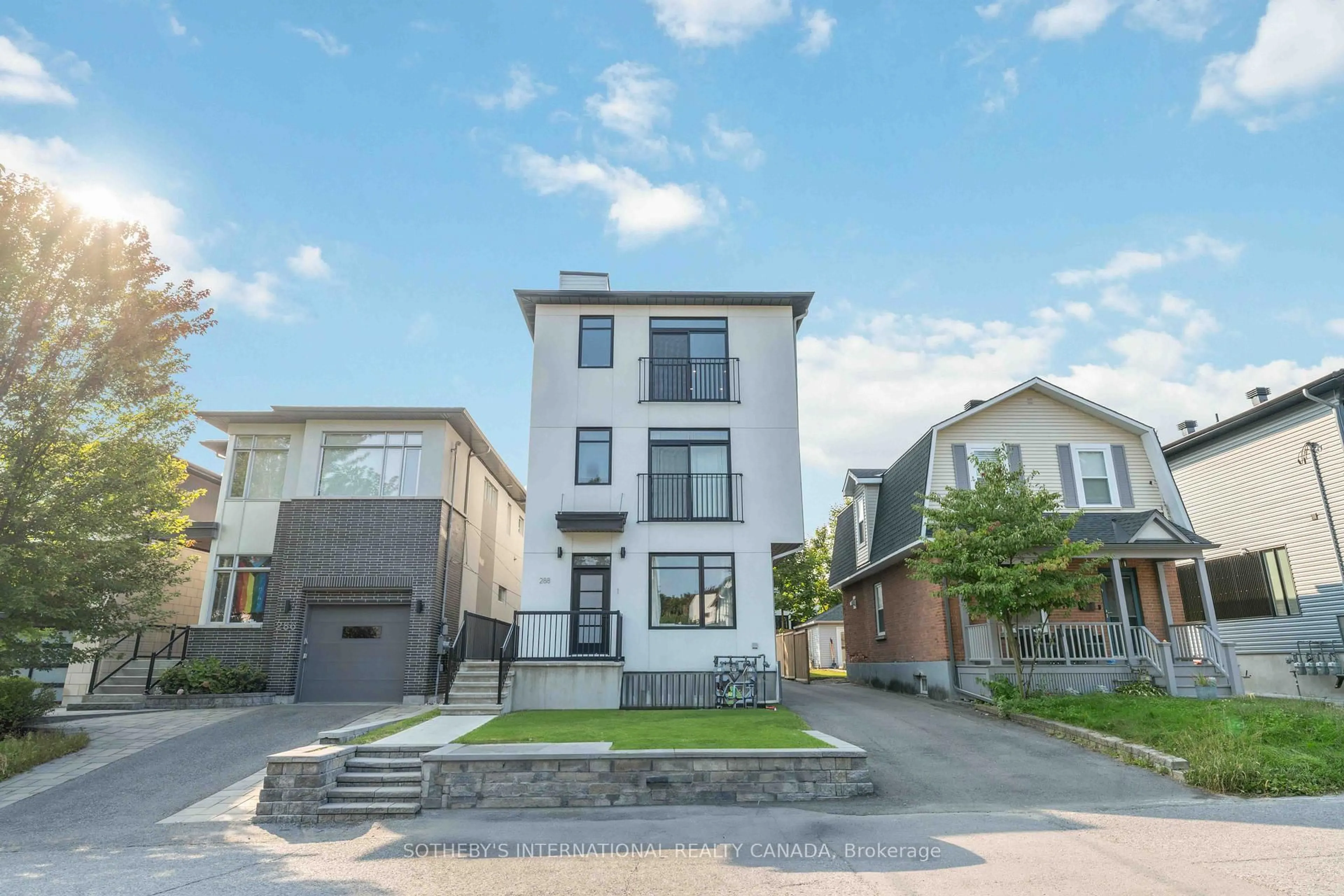 Unknown for 288 Duncairn Ave, Ottawa Ontario K1Z 7G9