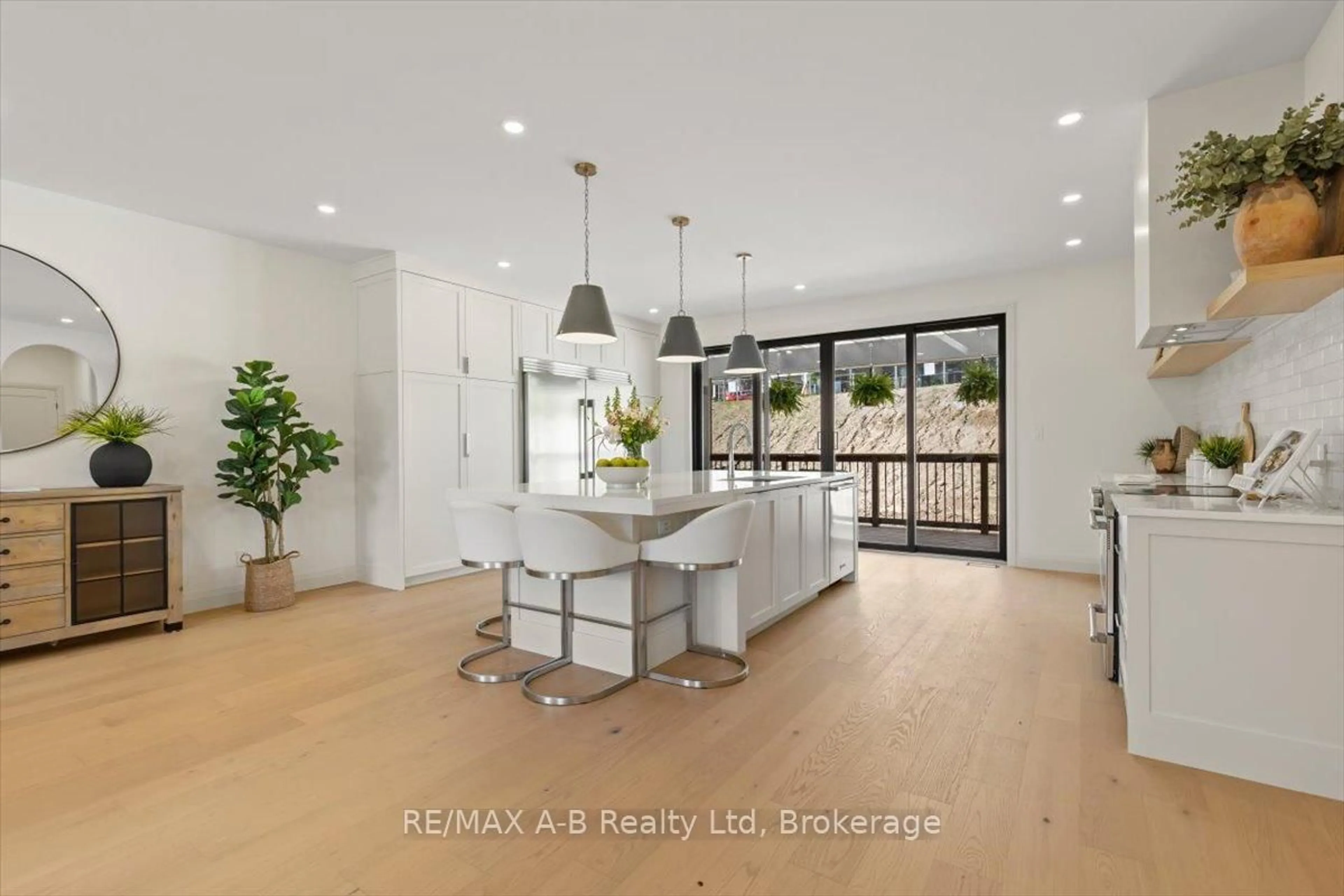 Contemporary kitchen, ceramic/tile floor for 67 WORSLEY St #2B, Stratford Ontario N5A 1B8