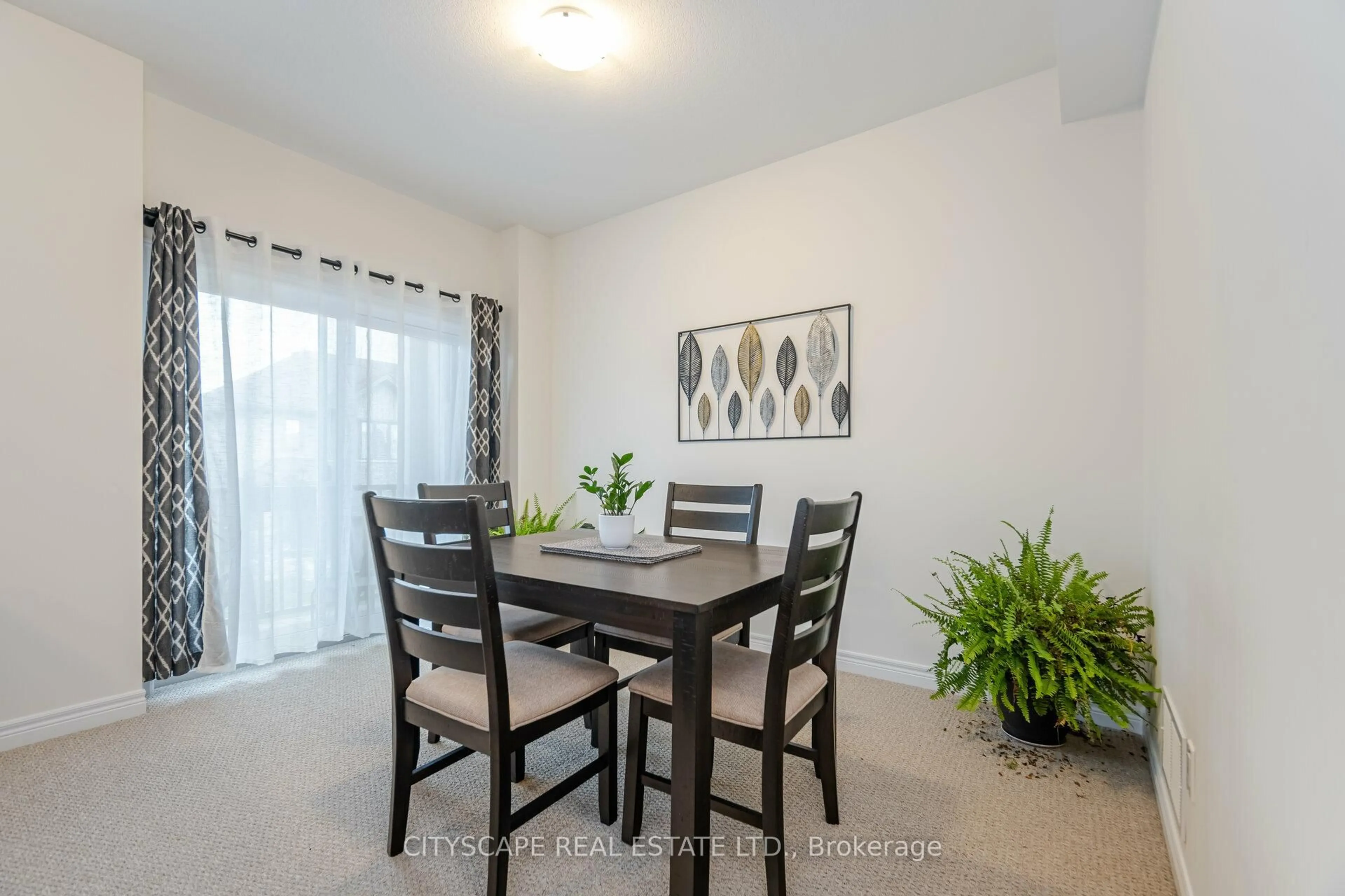 Dining room, unknown for 77 Diana Ave #168, Brantford Ontario N3T 0R6