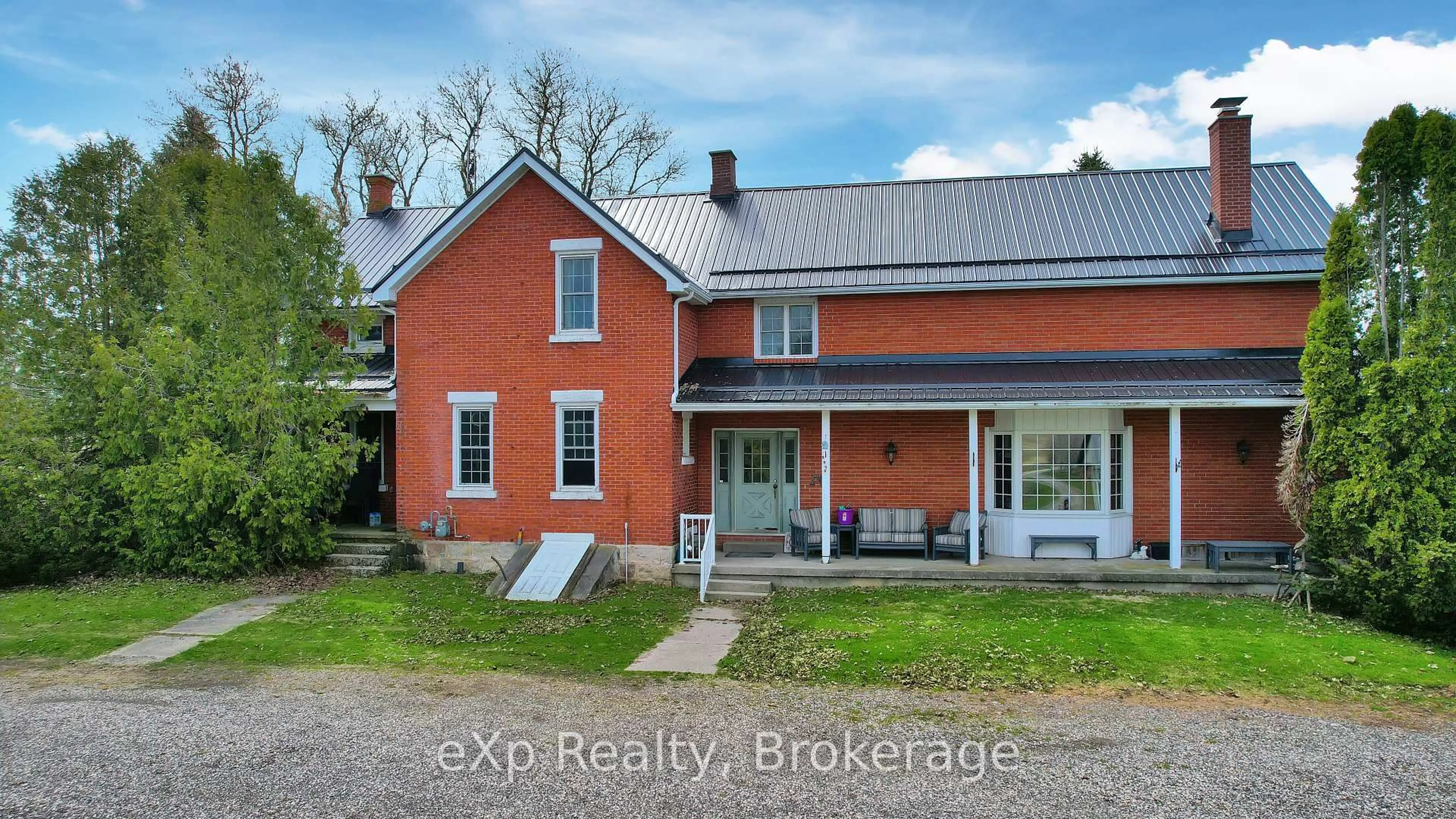 A pic from outside/outdoor area/front of a property/back of a property/a pic from drone, building for 402191 Grey Road 4, West Grey Ontario N4N 3B8