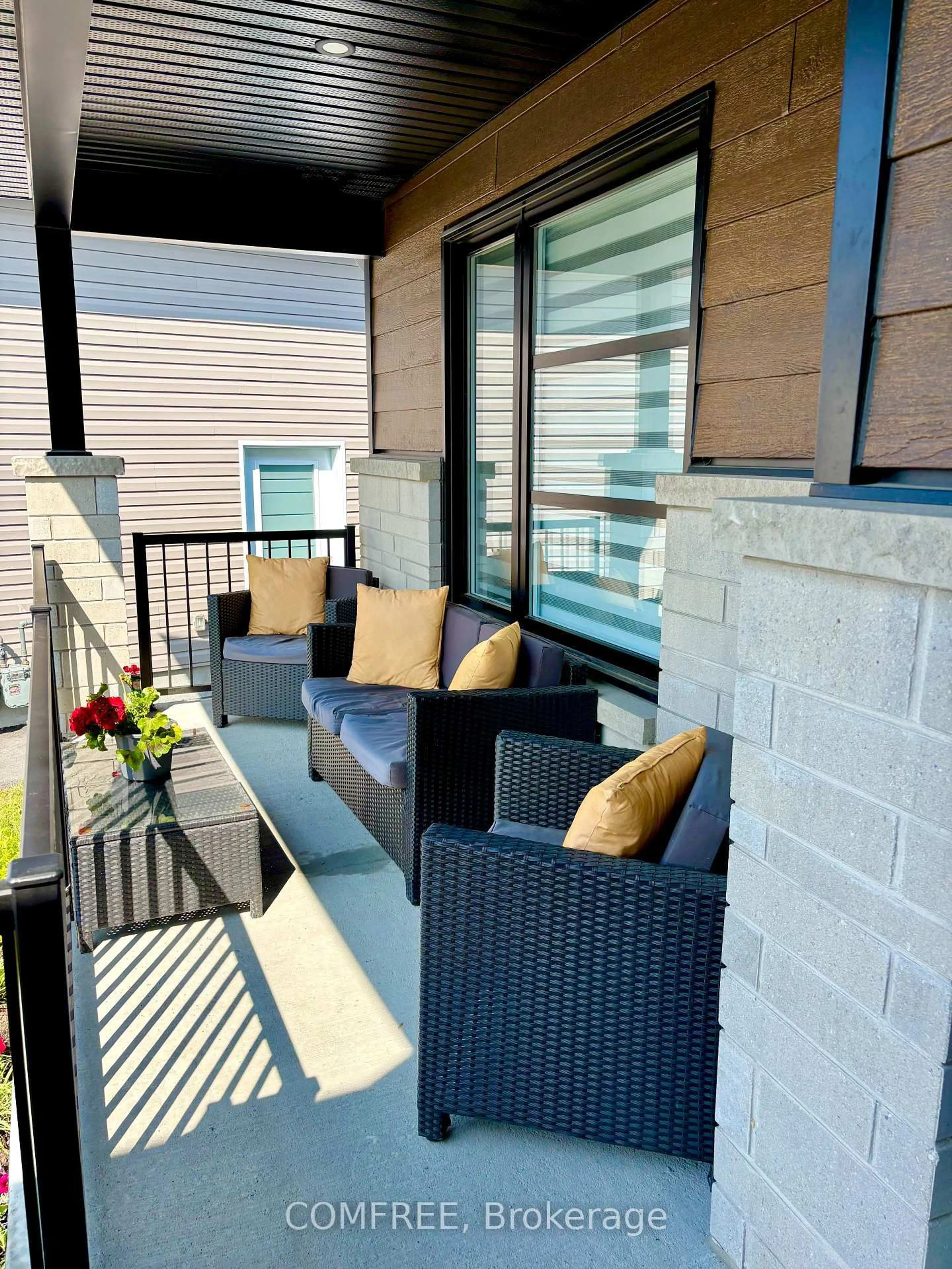 Patio, unknown for 208 Filion St, Russell Ontario K0A 1W0