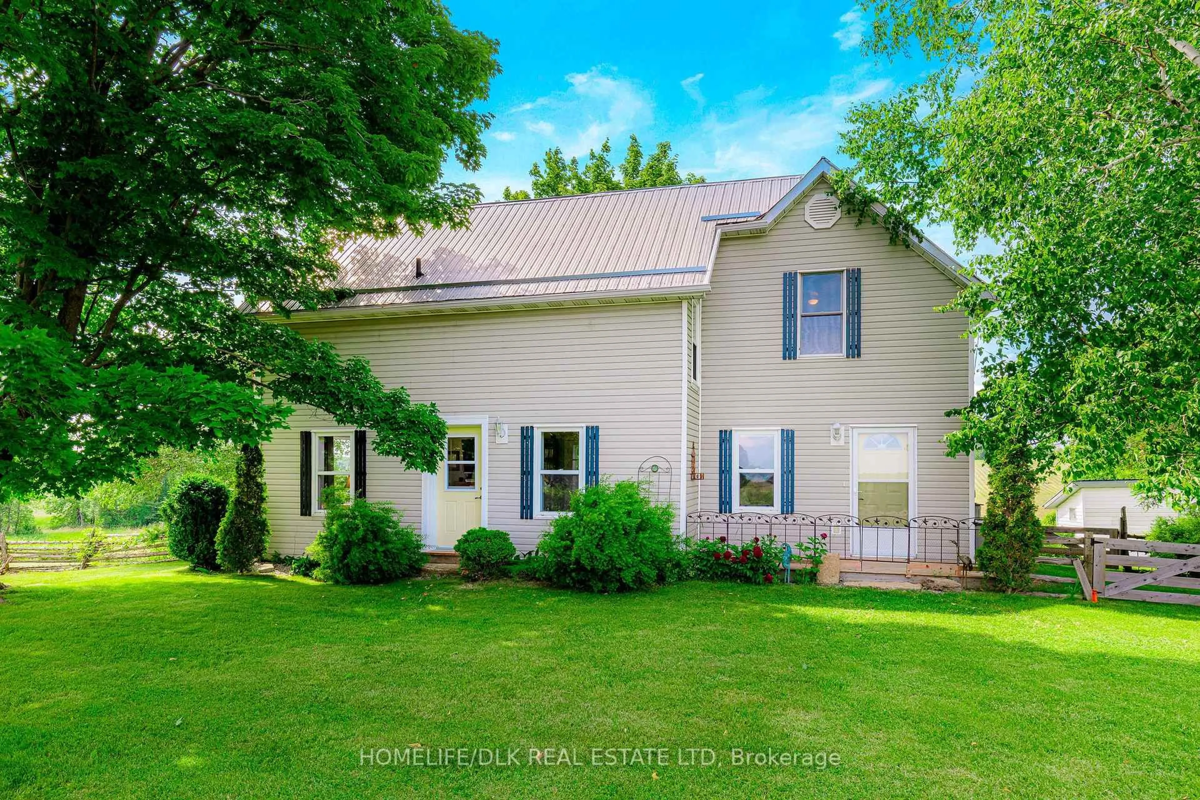 A pic from outside/outdoor area/front of a property/back of a property/a pic from drone, unknown for 1423 County Rd 8 Rd, Rideau Lakes Ontario K0G 1E0