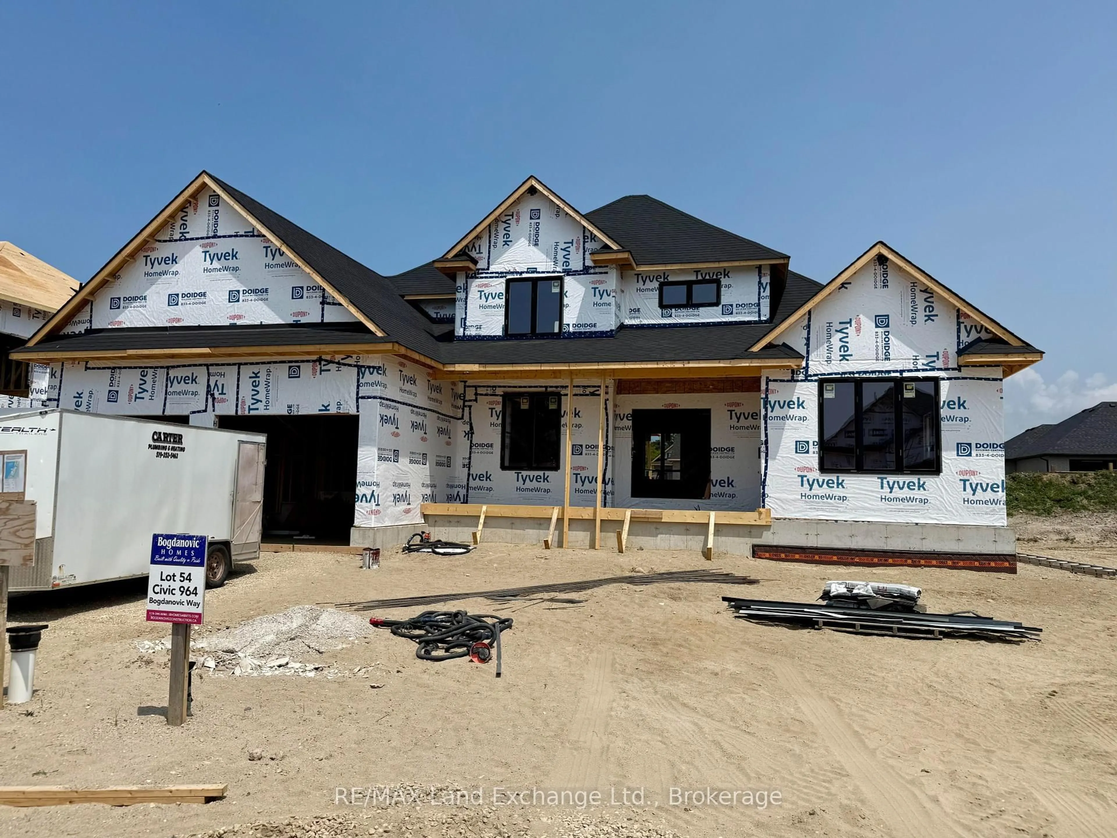 Home with brick exterior material, building for 964 Bogdanovic Way, Huron-Kinloss Ontario N2Z 0H4