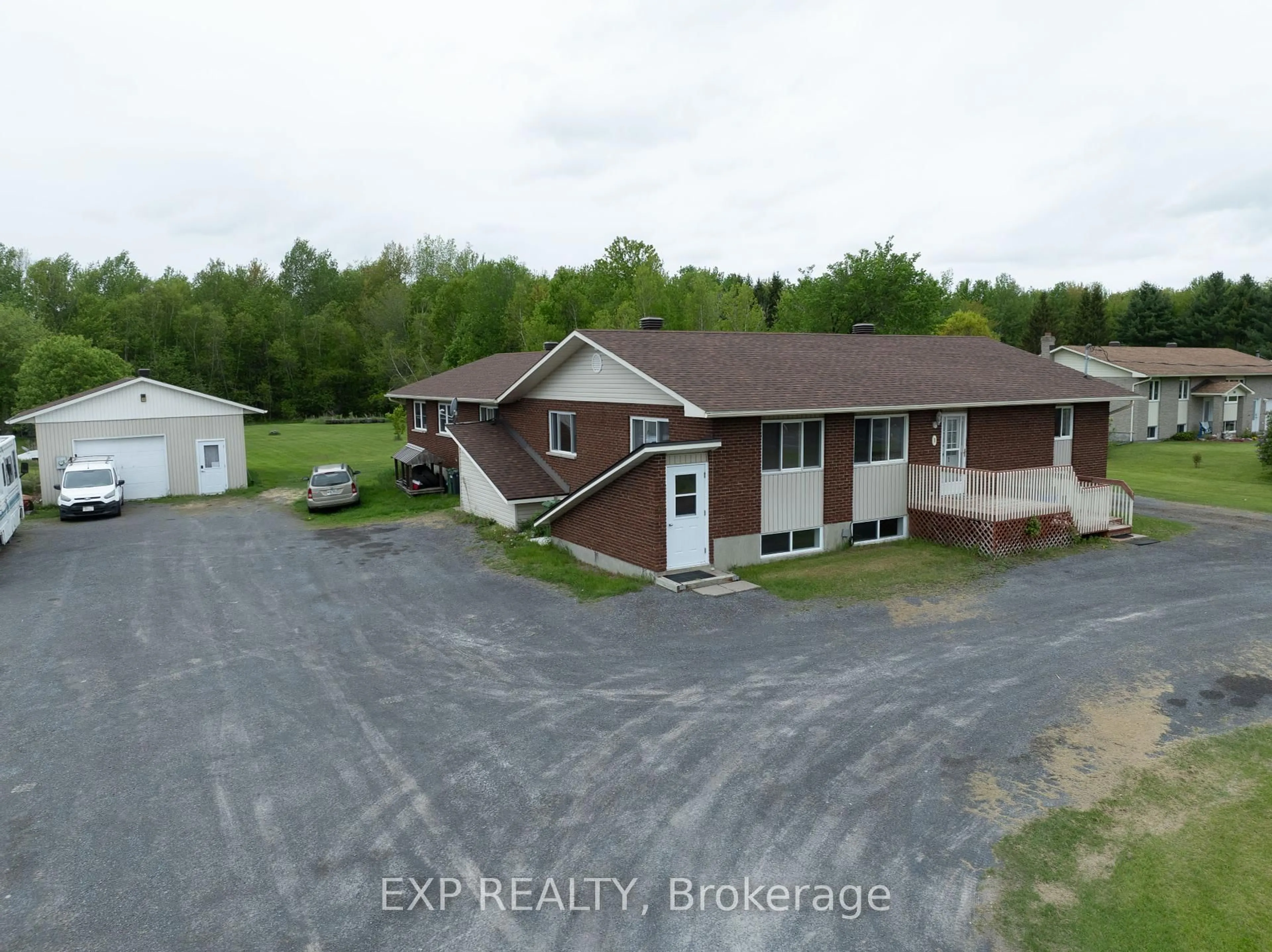 A pic from outside/outdoor area/front of a property/back of a property/a pic from drone, building for 384 Limoges Rd, The Nation Ontario K0A 2M0