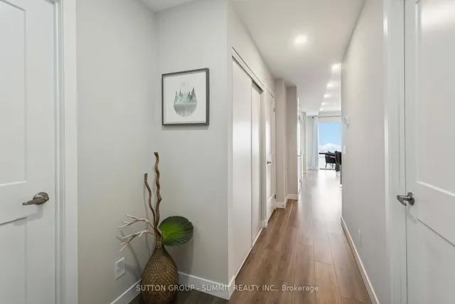 Additional property image - 15 Queen St Unit 1709