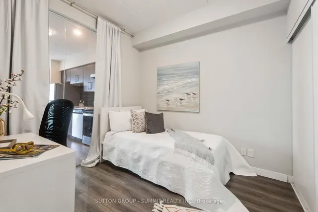 Additional property image - 15 Queen St Unit 1709