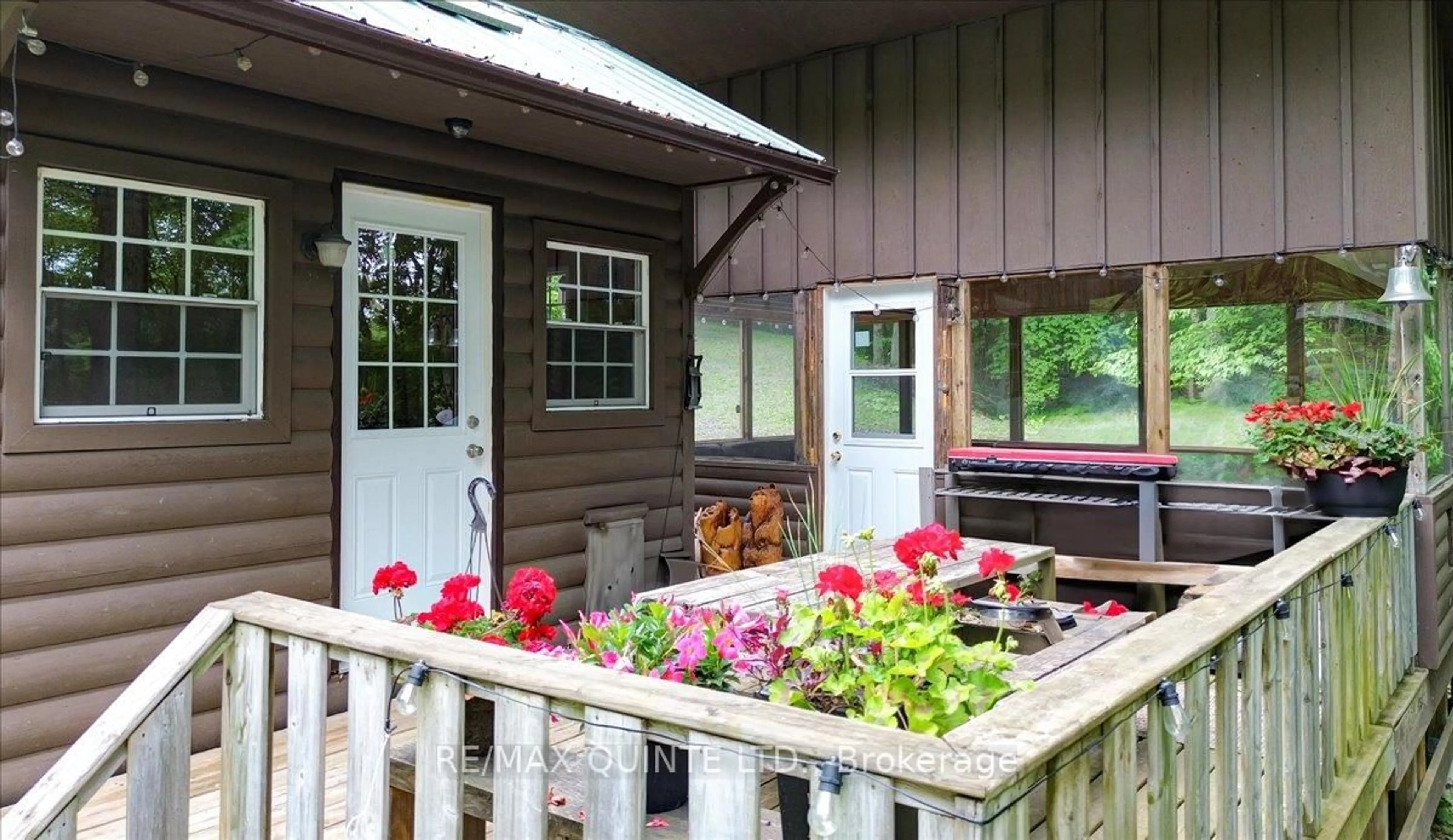 Patio, unknown for 6798 Old Hastings Rd, Madoc Ontario K0K 1Y0