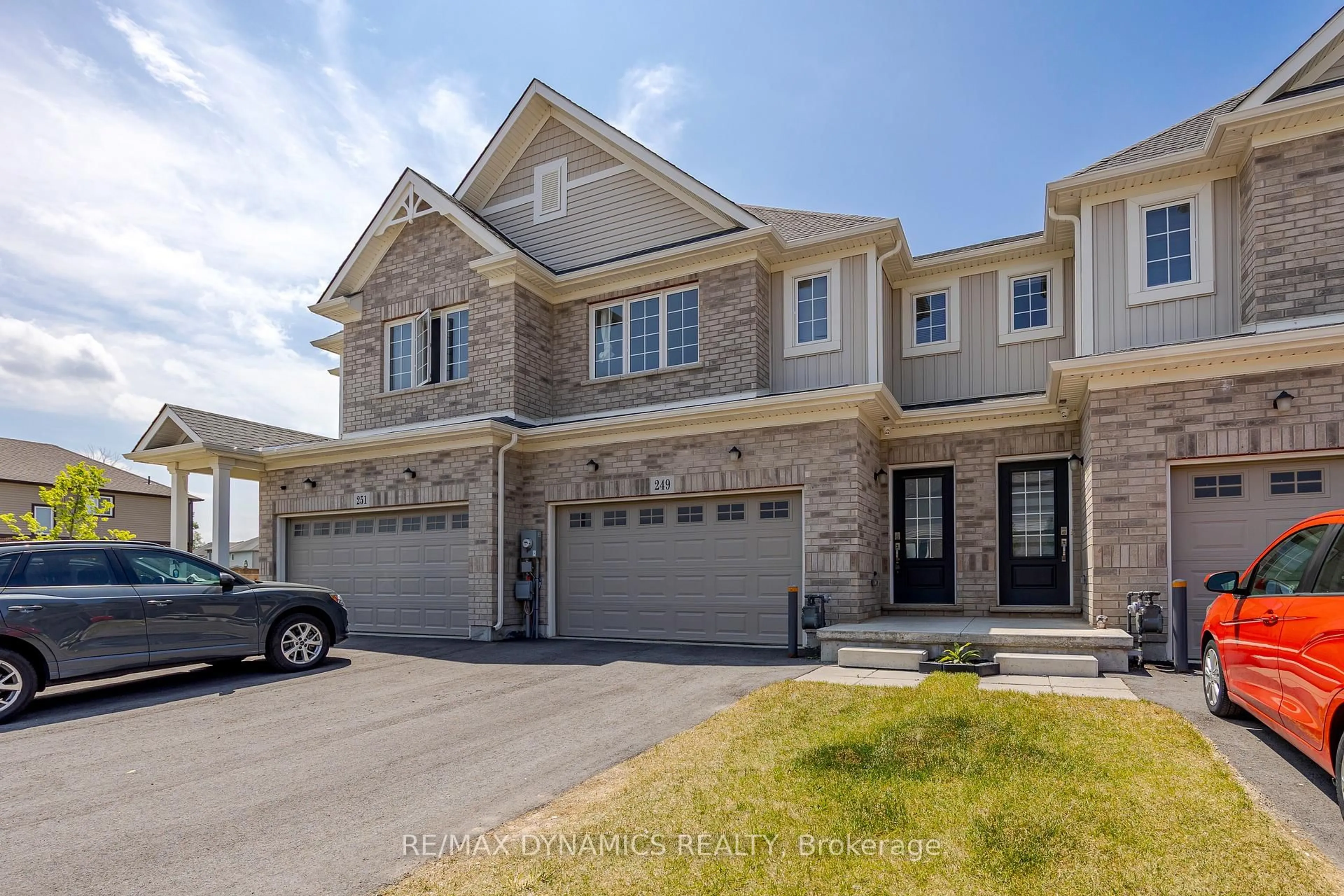 Home with brick exterior material, street for 249 BUR OAK Dr, Thorold Ontario L2V 0L7