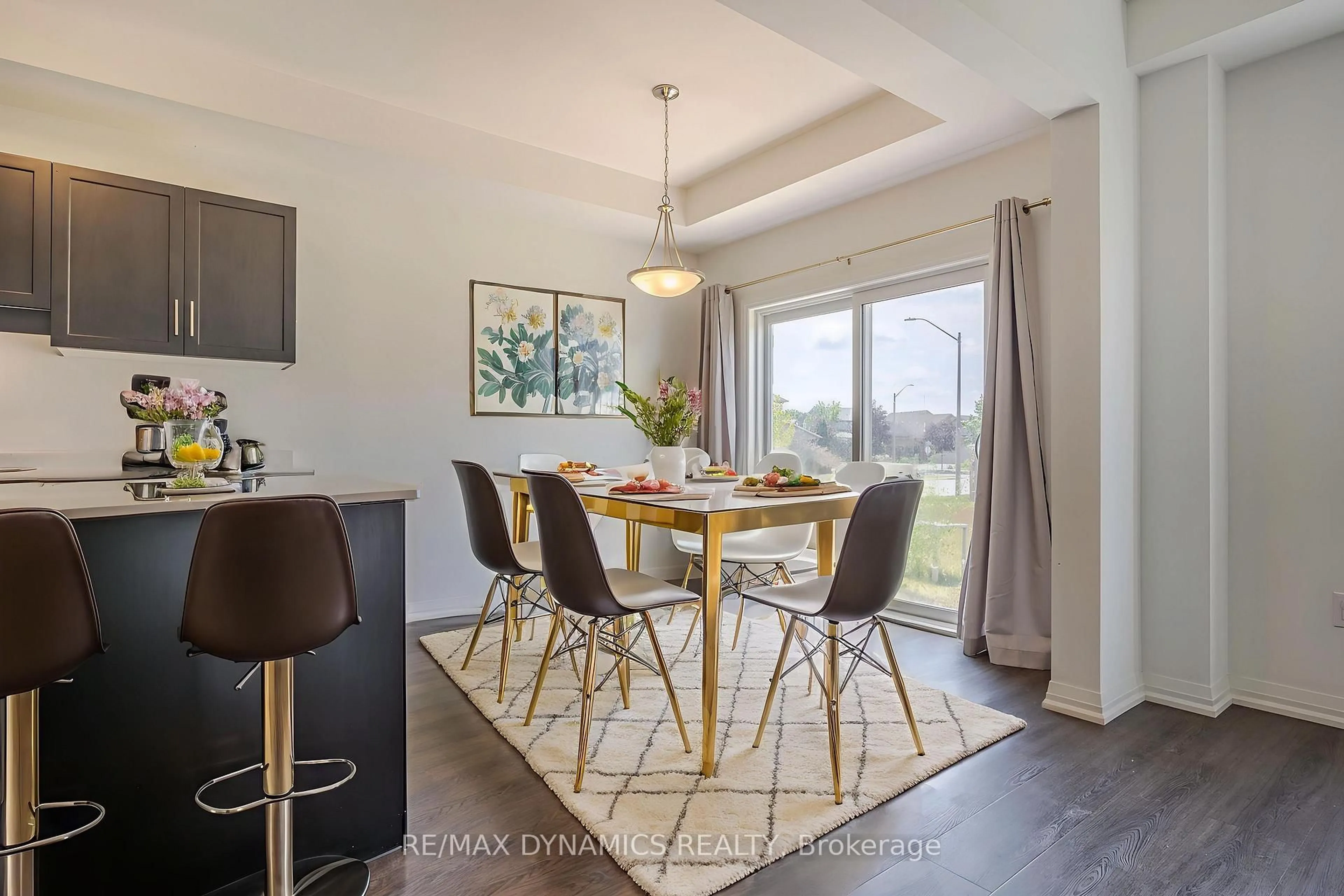 Dining room, unknown for 249 BUR OAK Dr, Thorold Ontario L2V 0L7