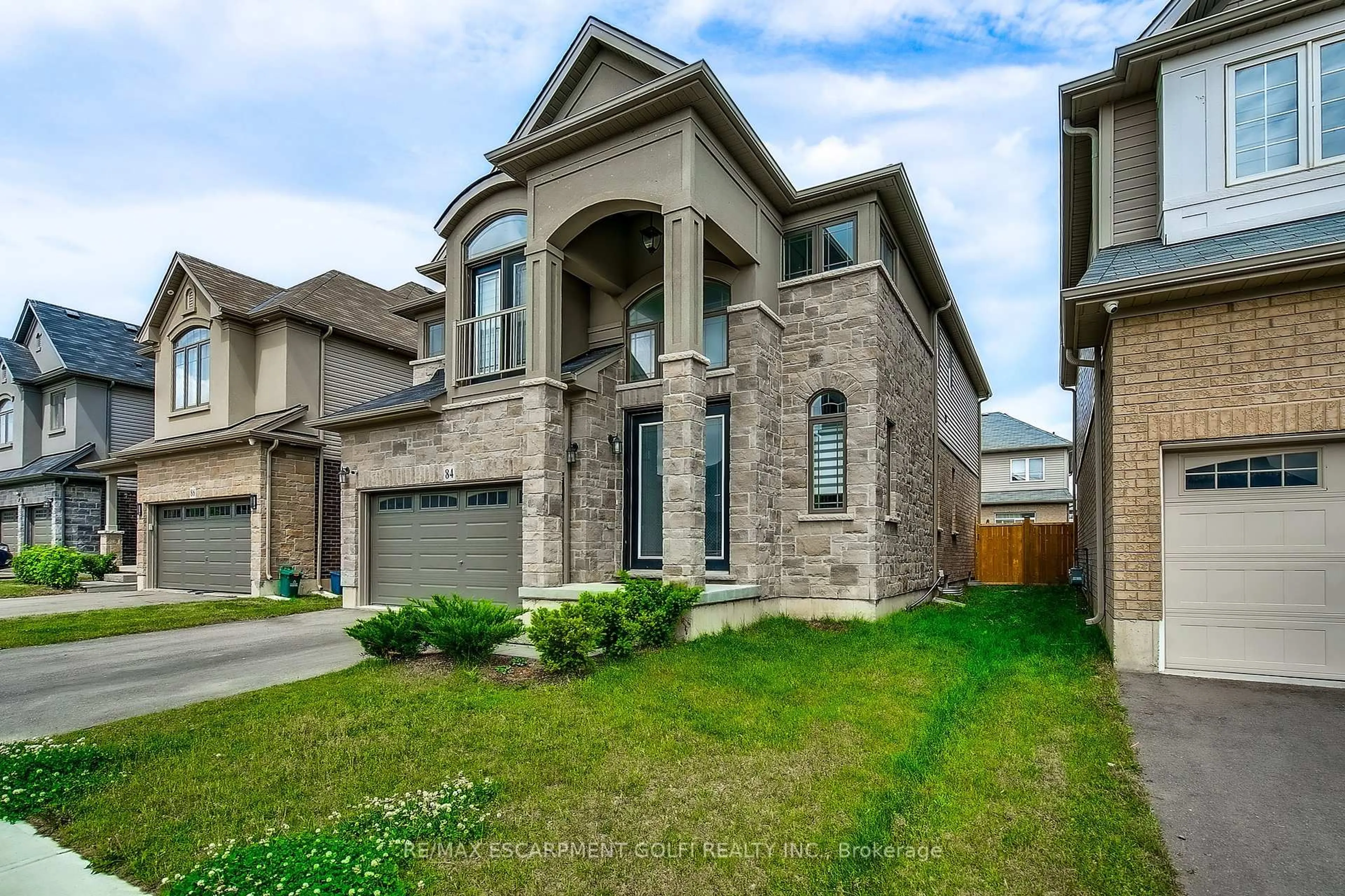 Home with brick exterior material, street for 84 COOKE Ave, Brantford Ontario N3T 0S1