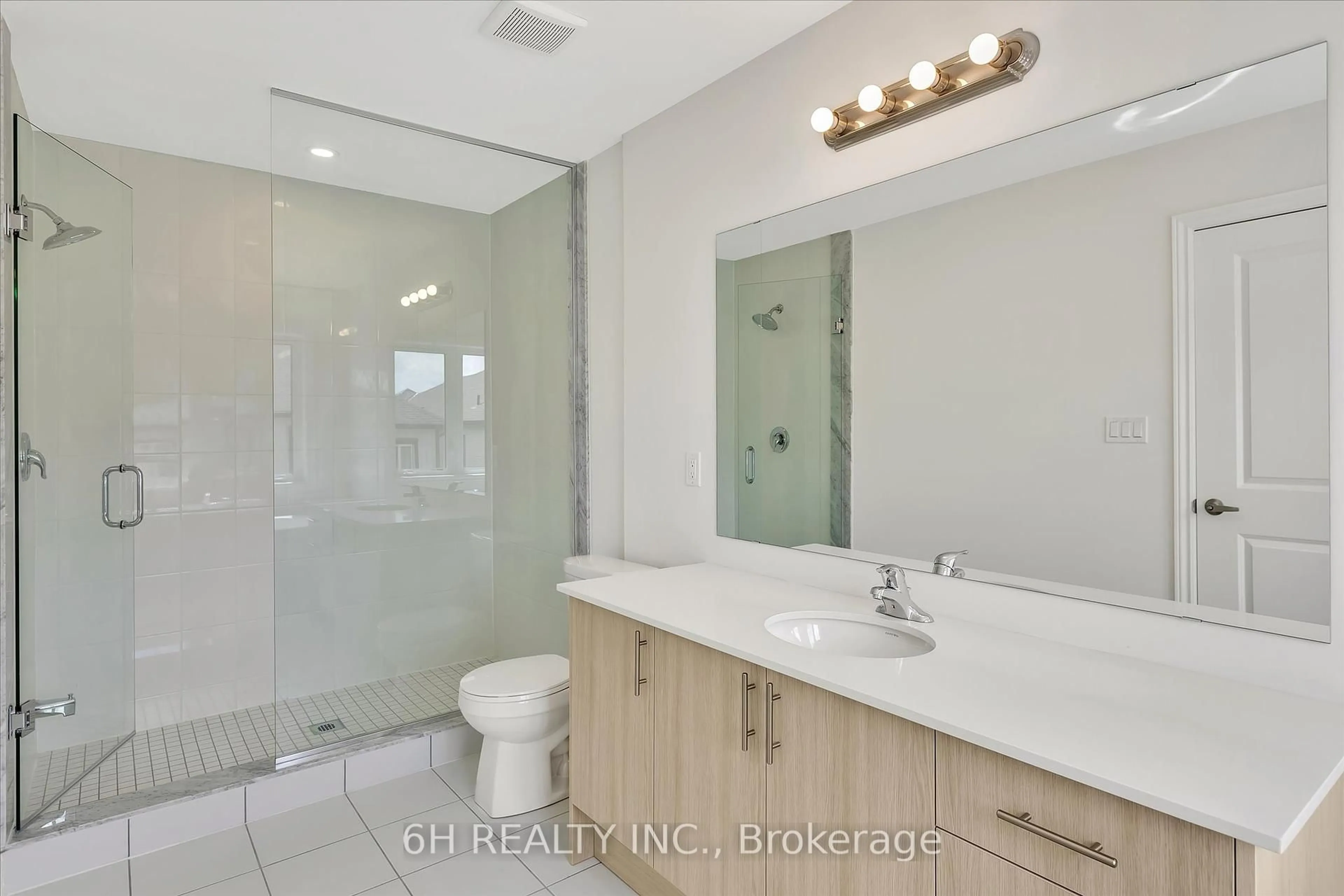 Standard bathroom, ceramic/tile floor for 732 Carpenter Tr, Peterborough North Ontario K9K 0J3