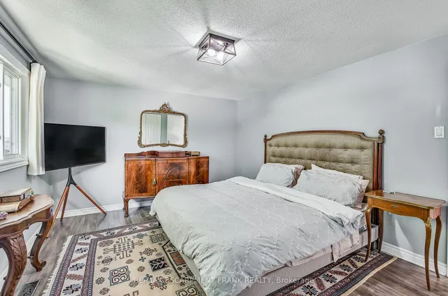 Additional property image - 54 John Murray St