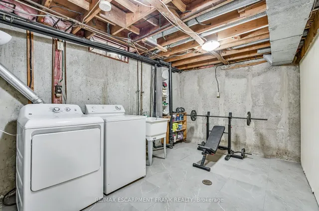 Additional property image - 54 John Murray St