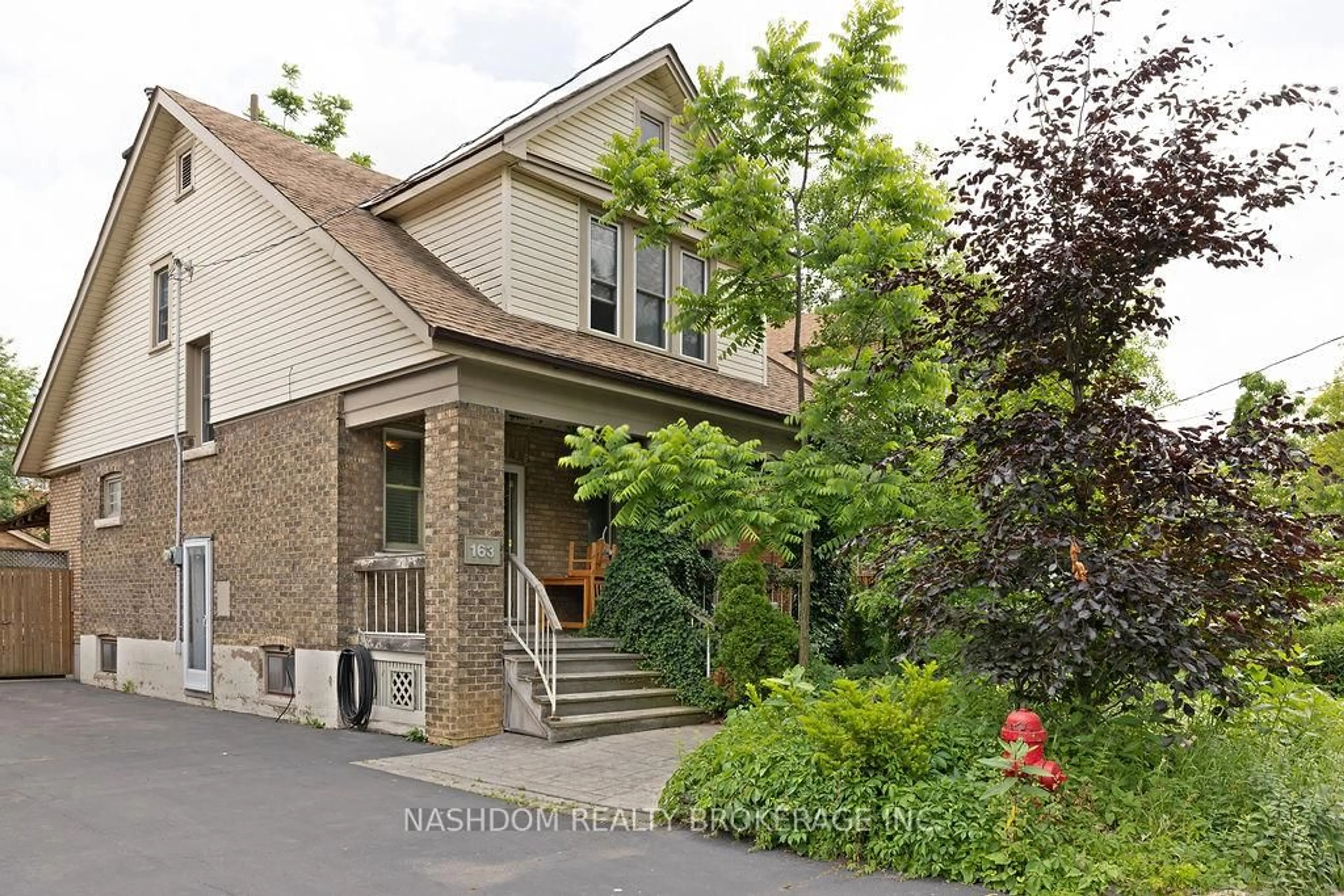 Unknown for 163 Grosvenor Ave, Hamilton Ontario L8M 3L4