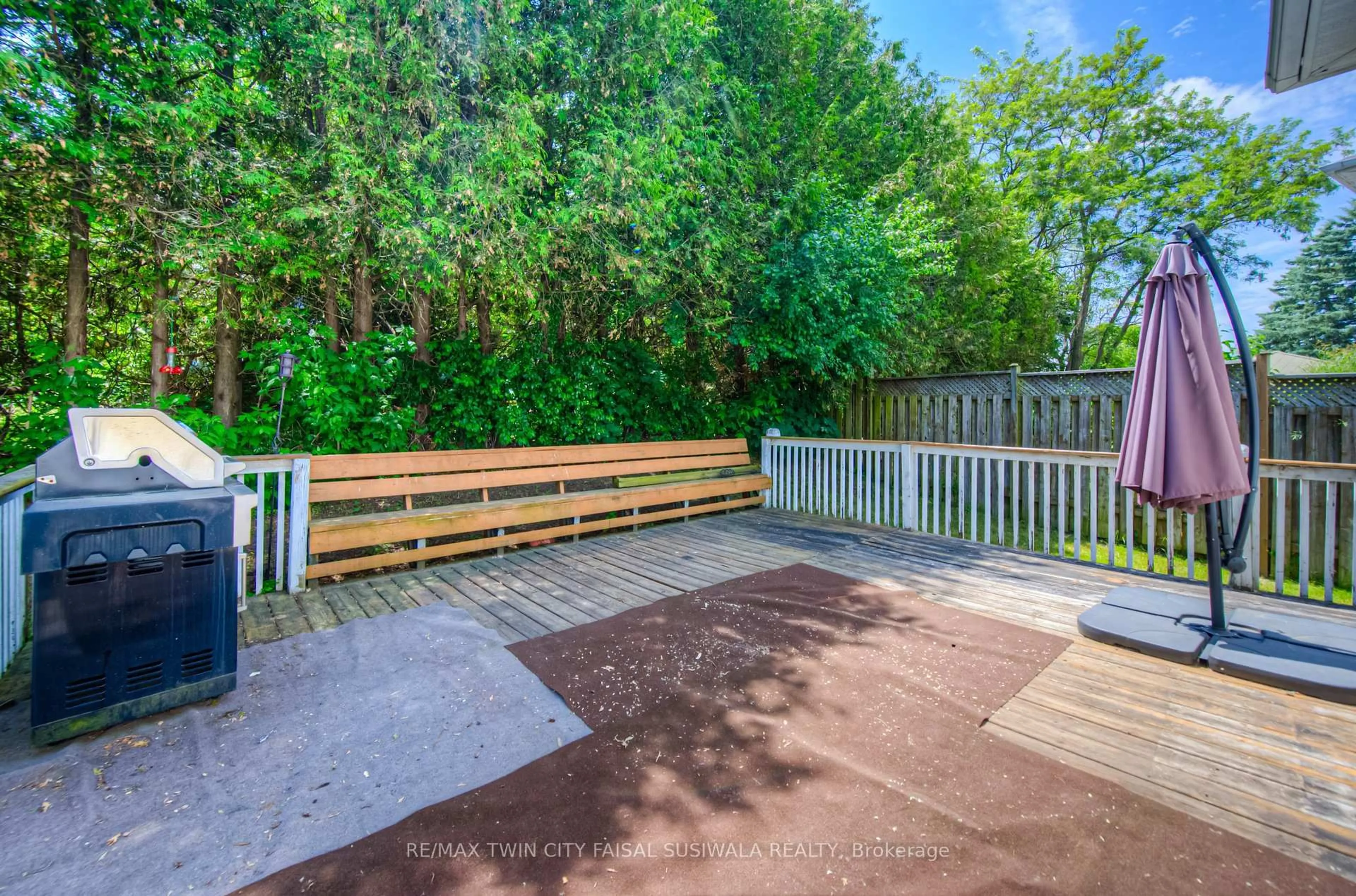 Patio, forest/trees view for 60 Castlewood Pl, Cambridge Ontario N1R 8K6