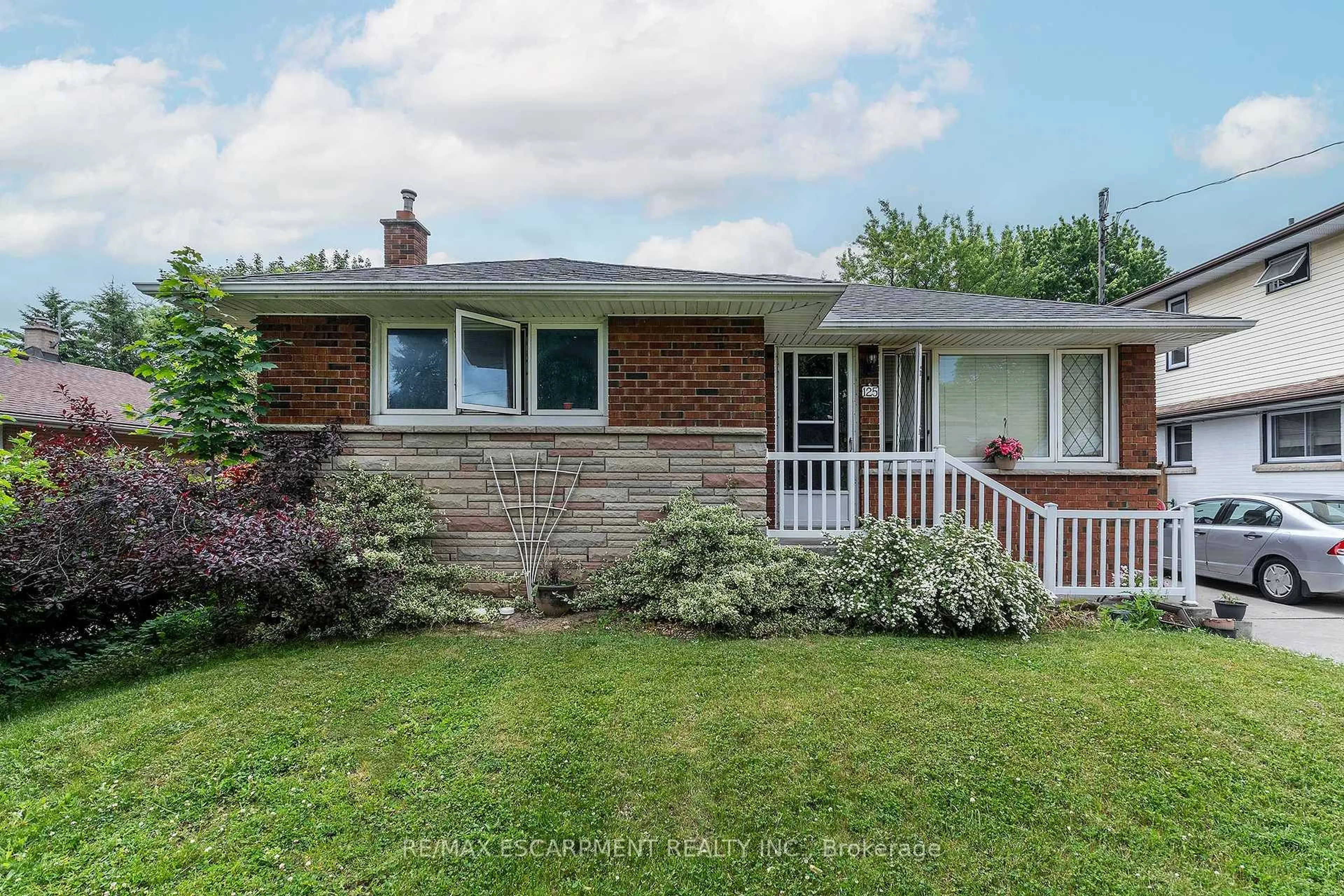 Unknown for 125 West 28th St, Hamilton Ontario L9C 5B1