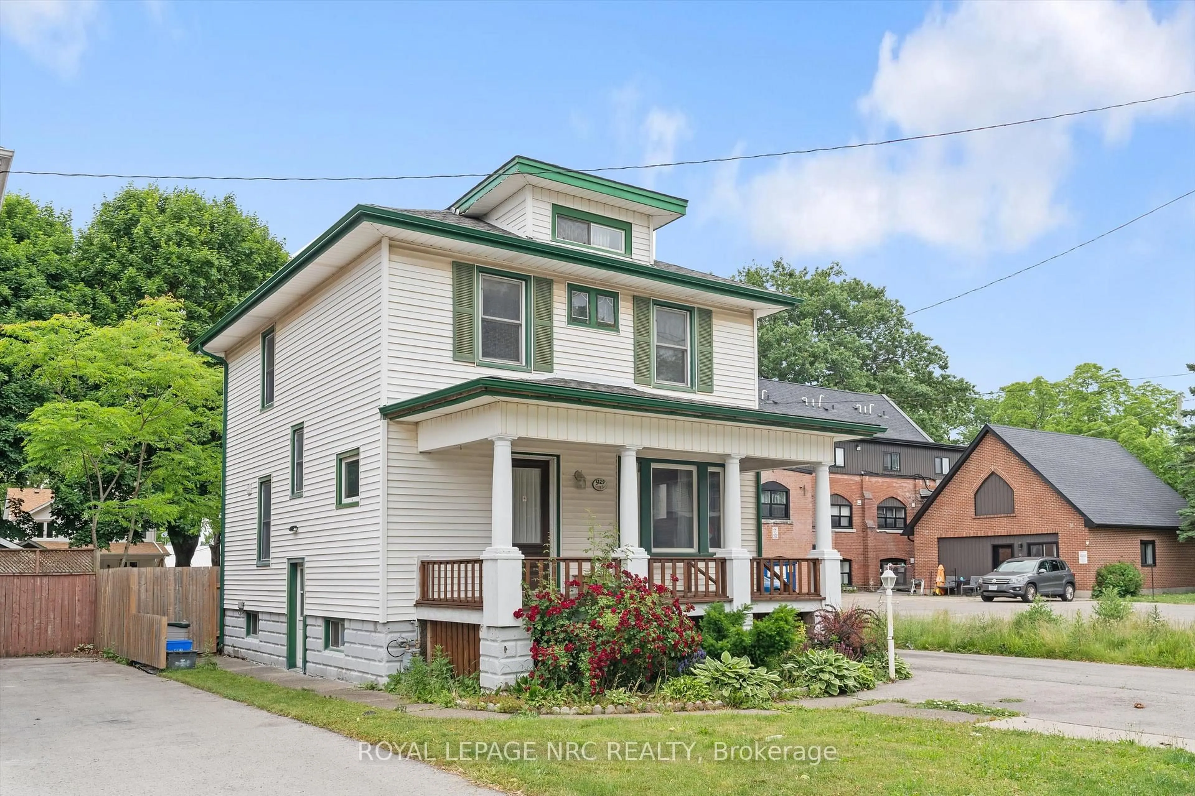Home with brick exterior material, street for 5129 Mcrae St, Niagara Falls Ontario L2E 1P6