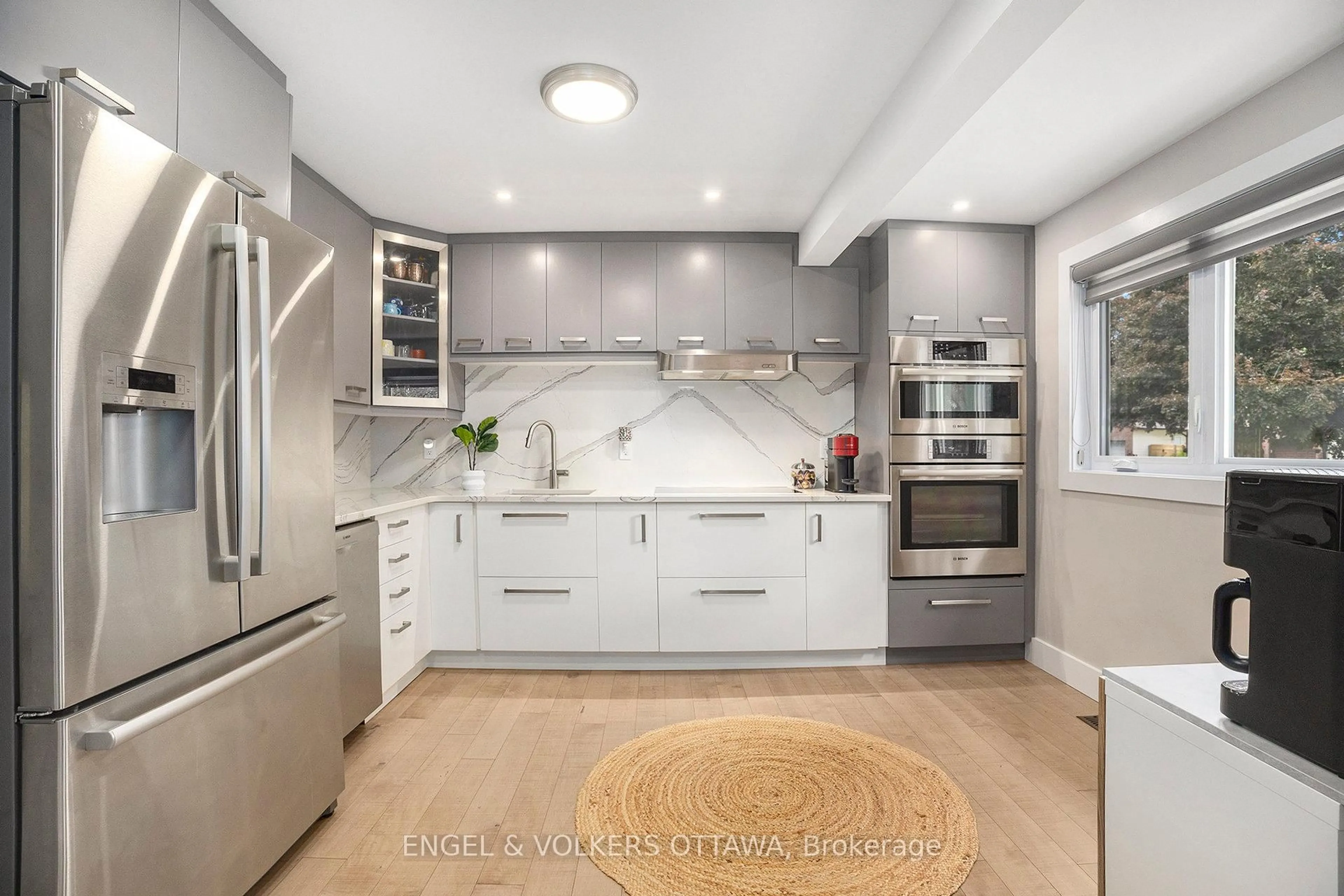 Contemporary kitchen, ceramic/tile floor for 430 Duvernay Dr, Ottawa Ontario K1E 2N8
