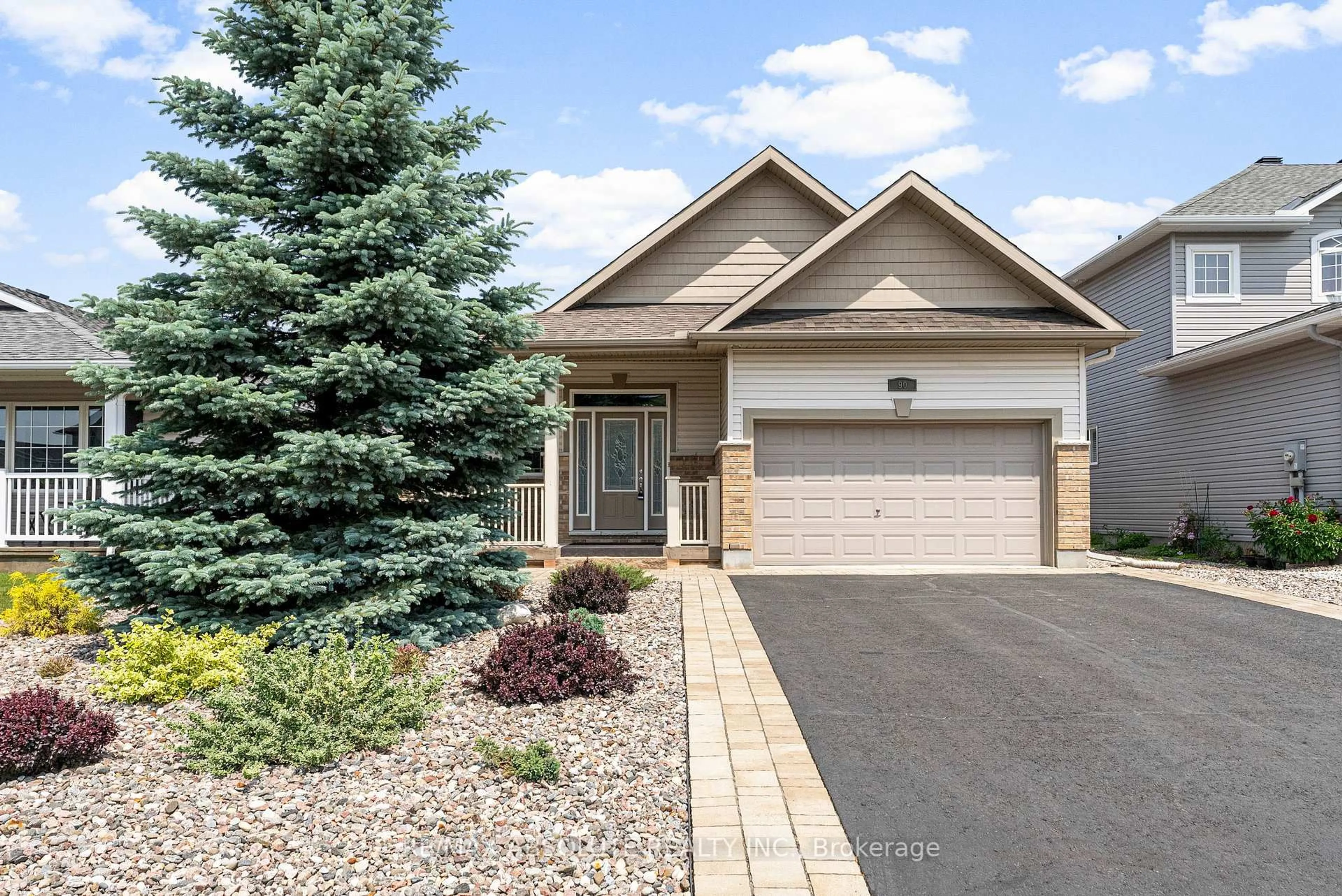 Home with brick exterior material, street for 90 Carter Cres, Arnprior Ontario K7S 0C4