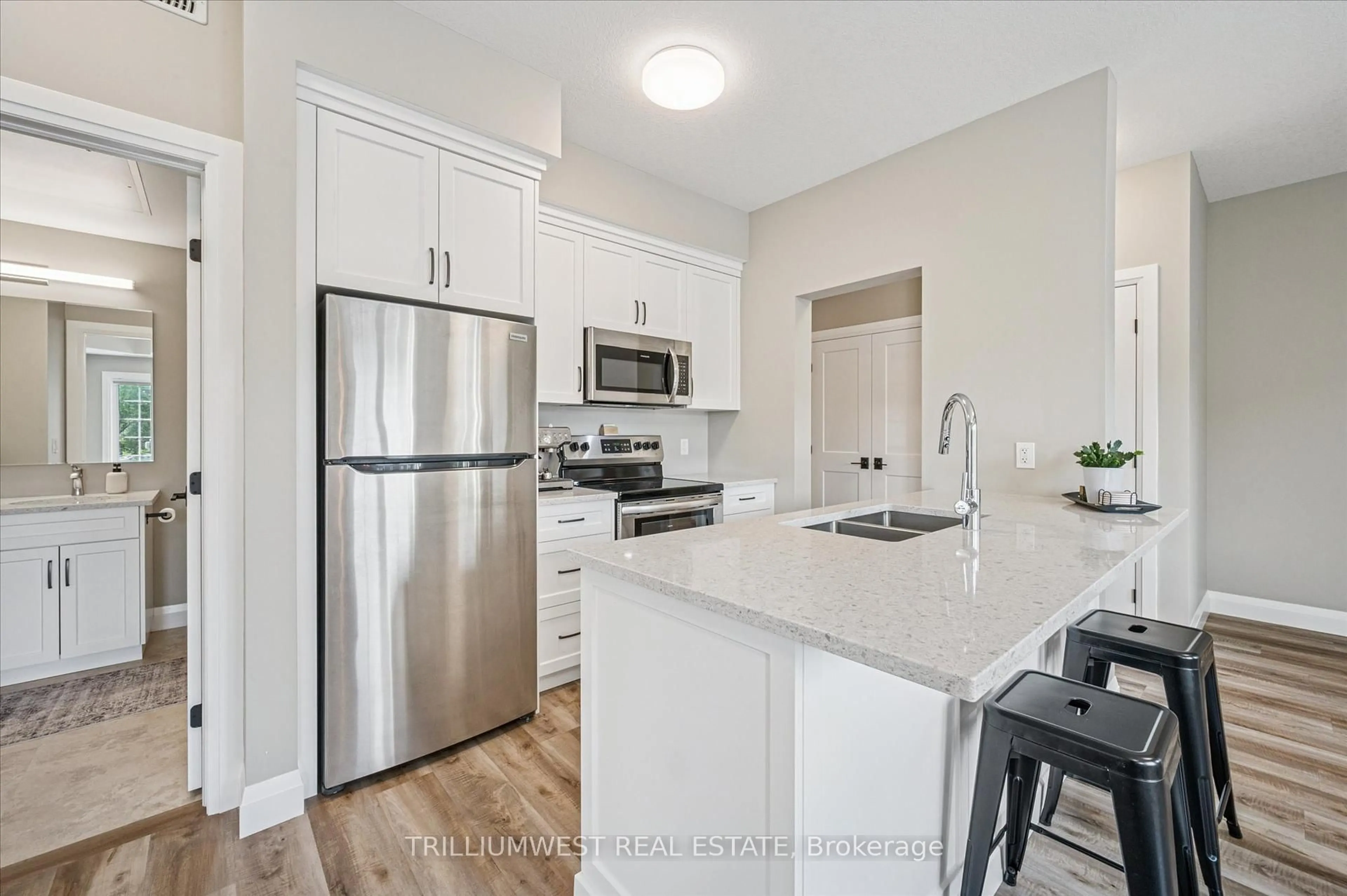 Standard kitchen, unknown for 25 Murray Crt #Unit #5, Perth East Ontario N0K 1M0