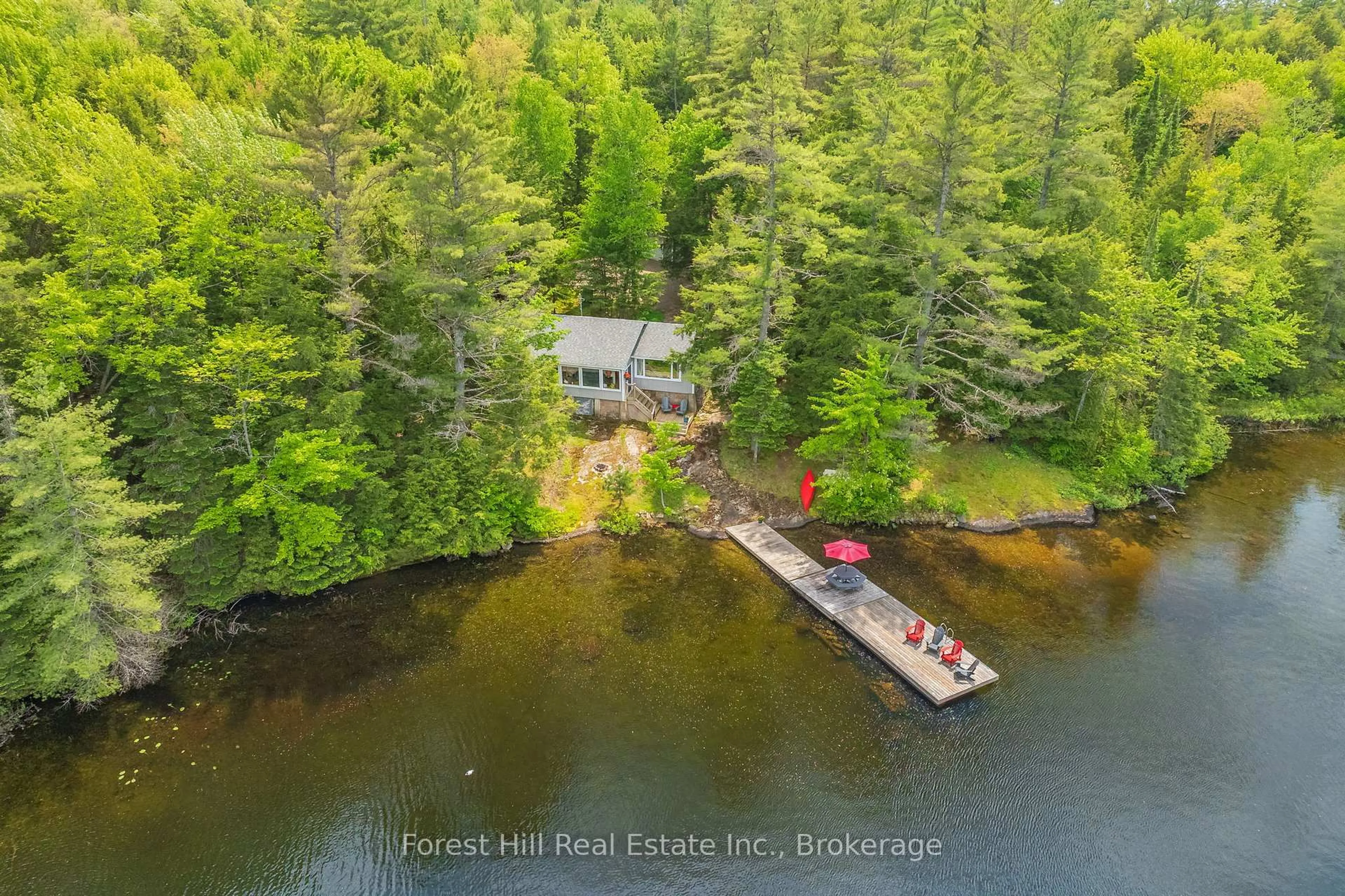 A pic from outside/outdoor area/front of a property/back of a property/a pic from drone, water/lake/river/ocean view for 1274 Shoe Lake Rd, Lake of Bays Ontario P0A 1E0
