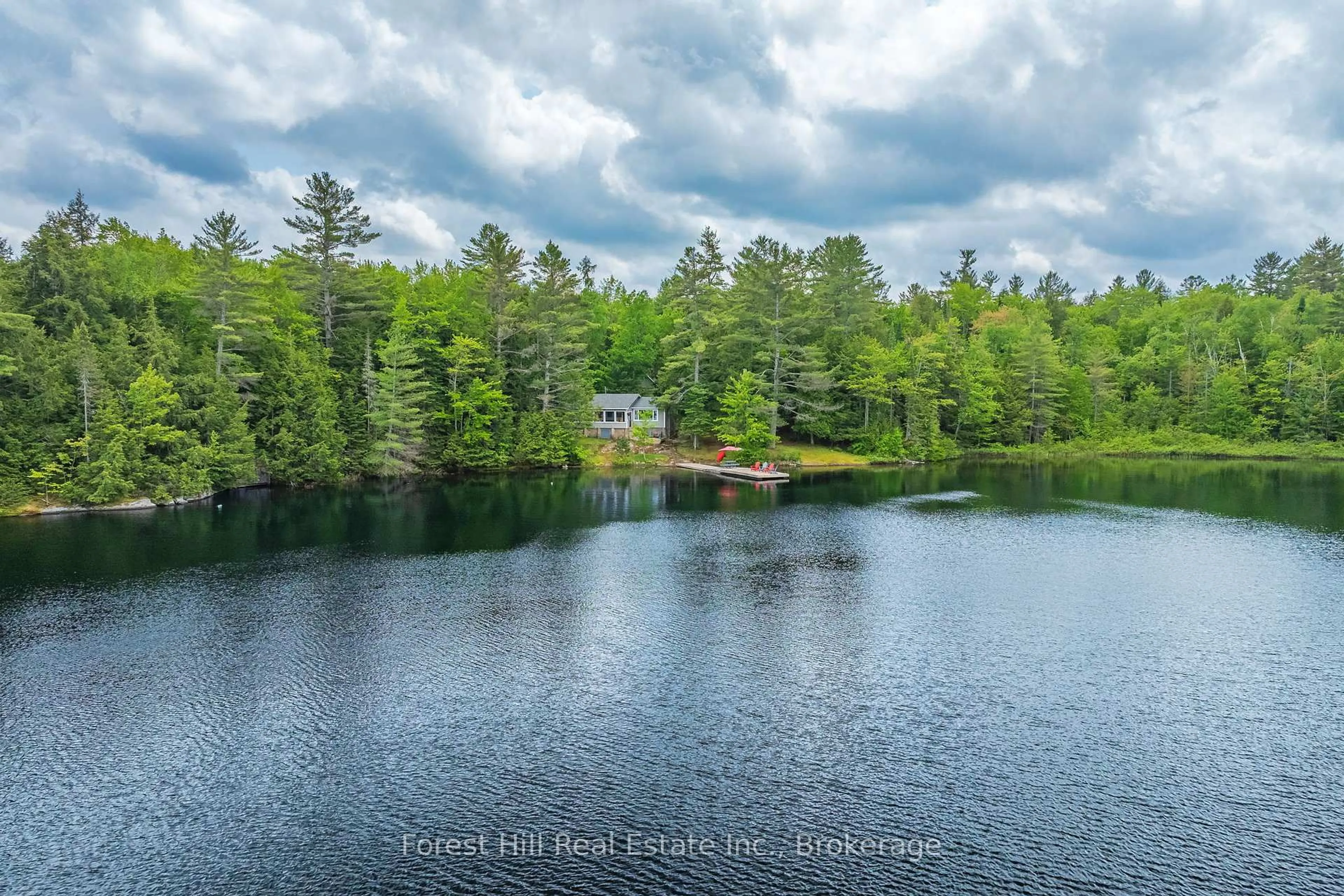 A pic from outside/outdoor area/front of a property/back of a property/a pic from drone, water/lake/river/ocean view for 1274 Shoe Lake Rd, Lake of Bays Ontario P0A 1E0