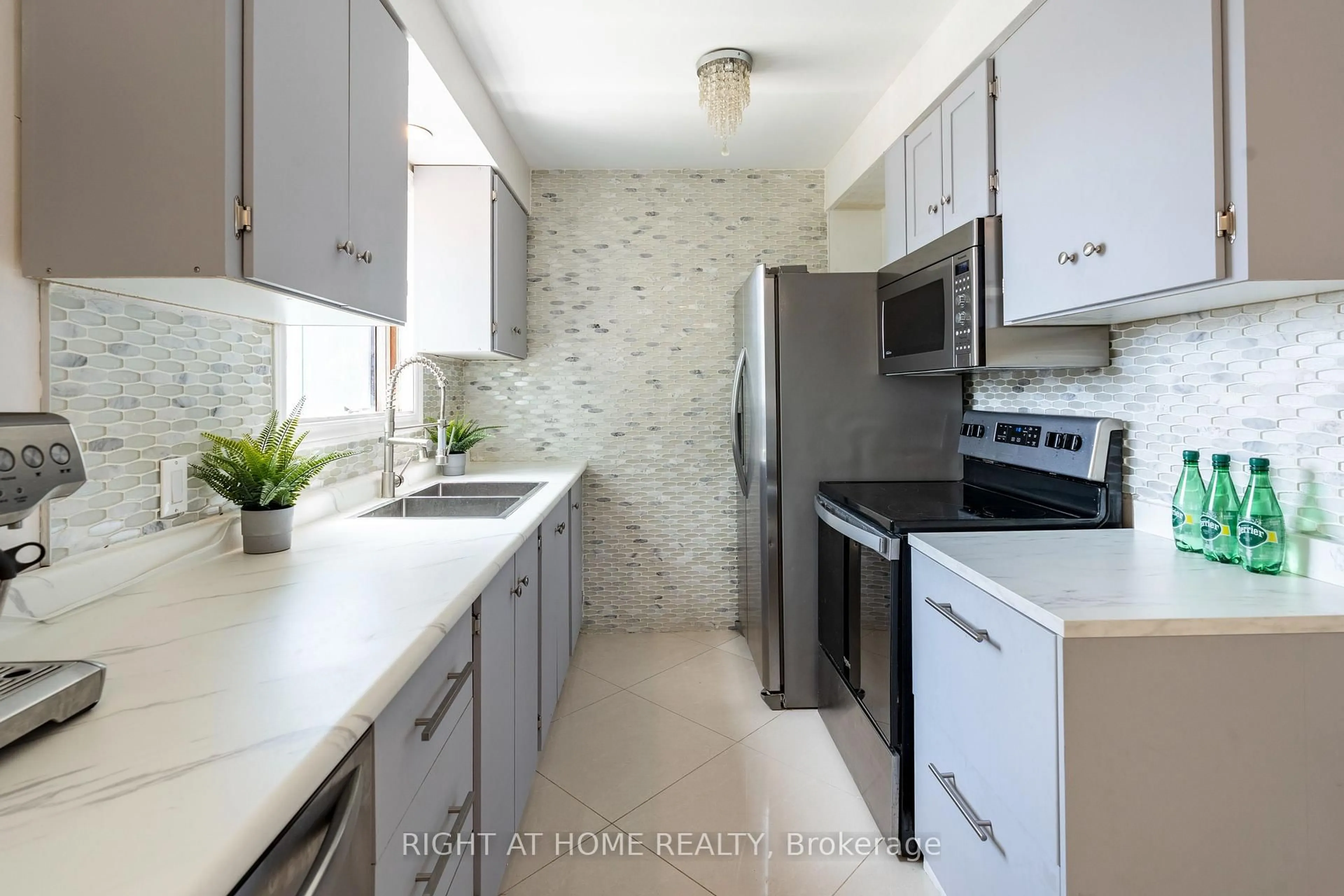 Unknown for 59 Winter Ave, Cambridge Ontario N1R 5Z7