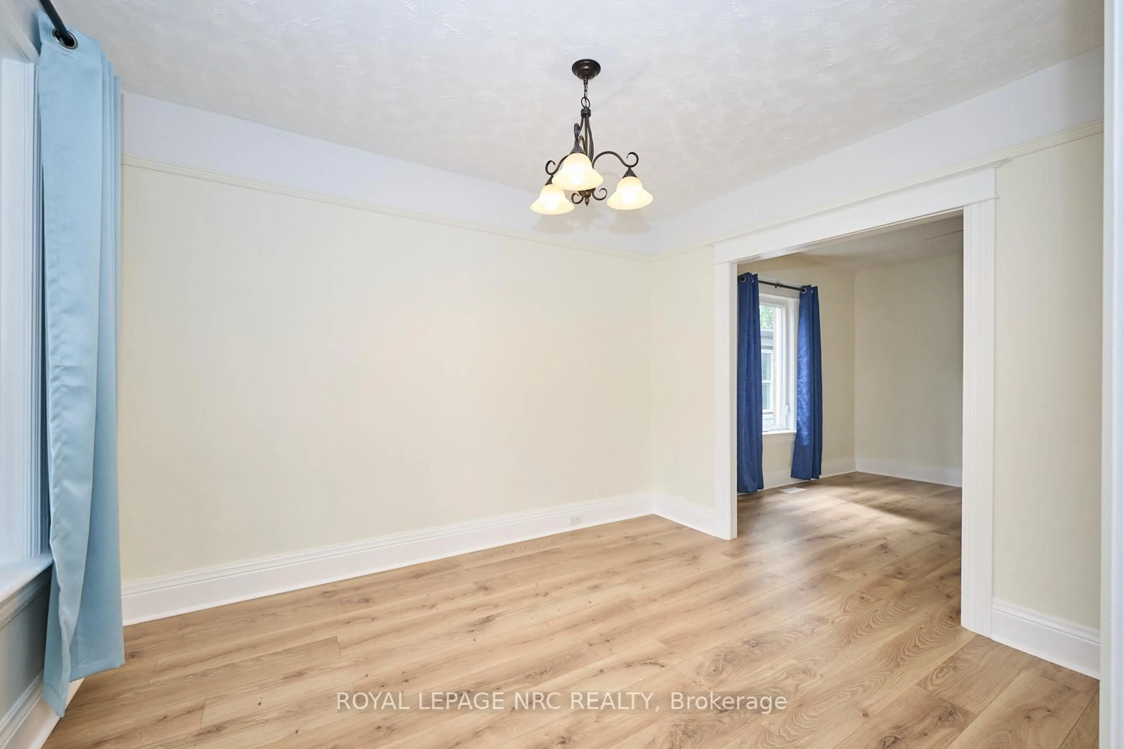 A pic of a room for 9 Asher St, Welland Ontario L3B 4H9