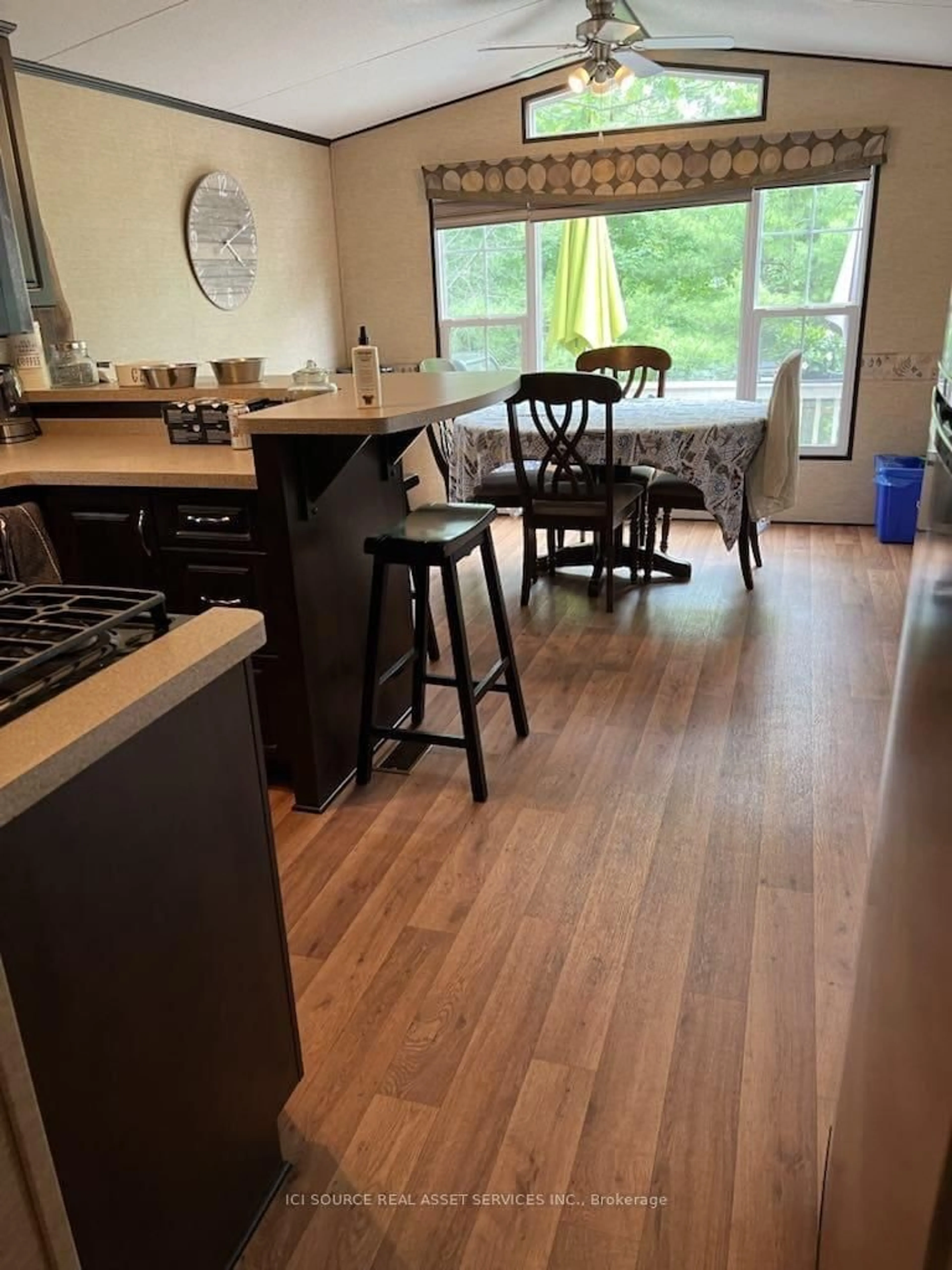 Open concept kitchen, wood/laminate floor for 1336 S Morrison Lake Rd #MOR005, Gravenhurst Ontario P0E 1G0