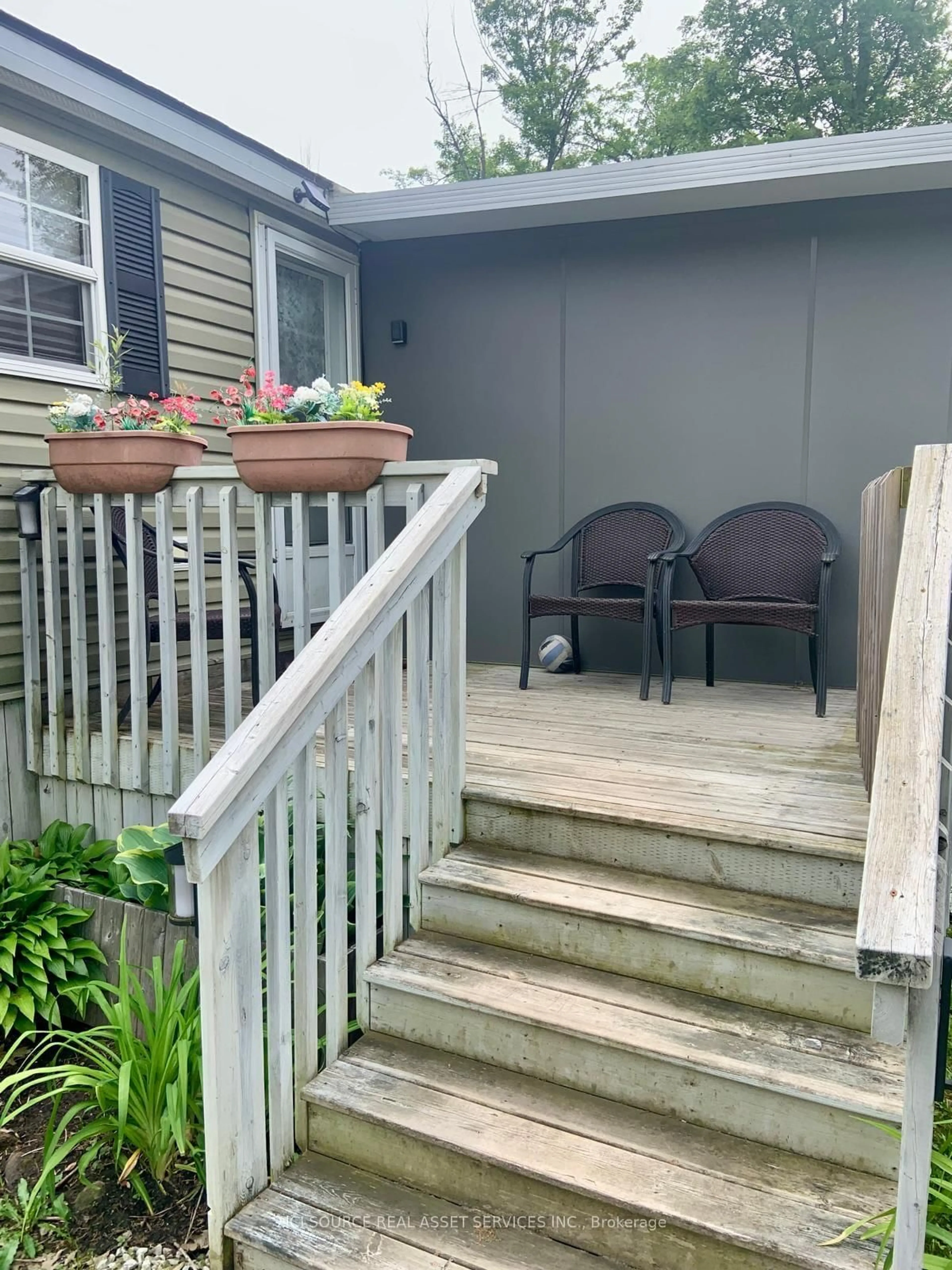 Patio, street for 1336 S Morrison Lake Rd #RSV026, Gravenhurst Ontario P0E 1G0