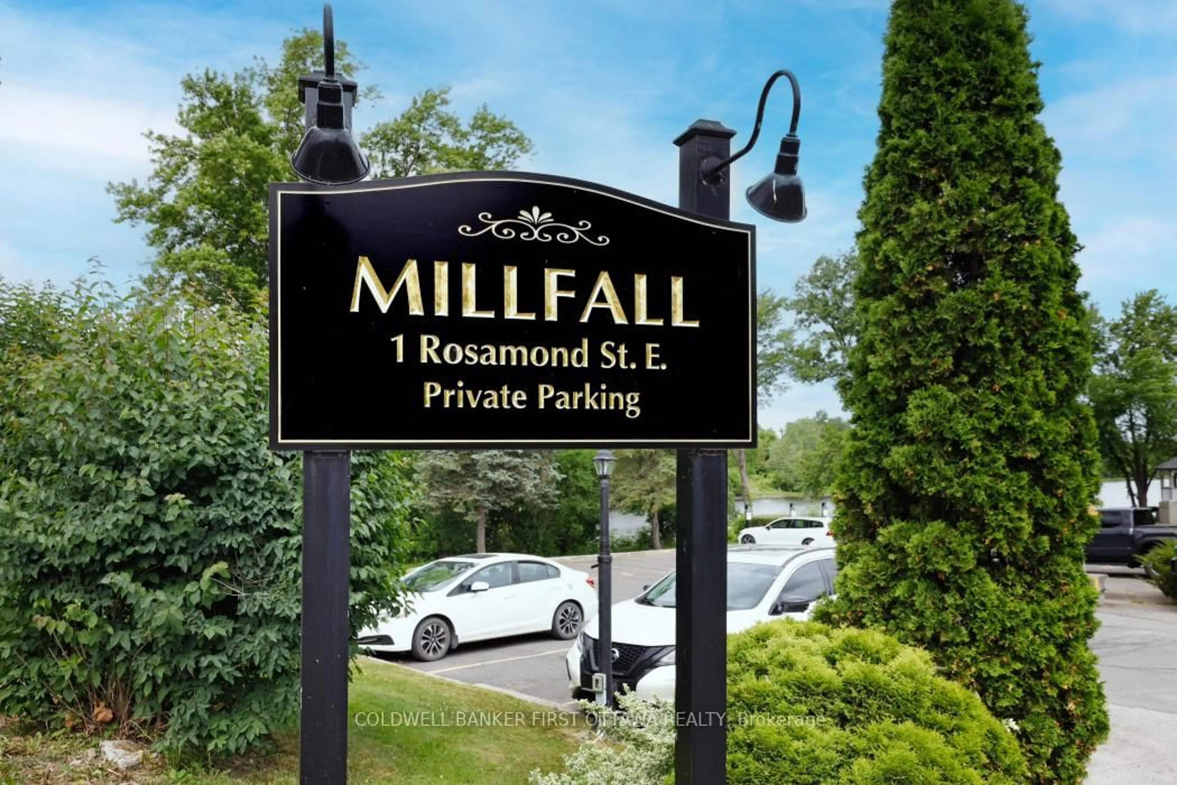 Unknown for 1 Rosamond St #109, Almonte Ontario K0A 1A0