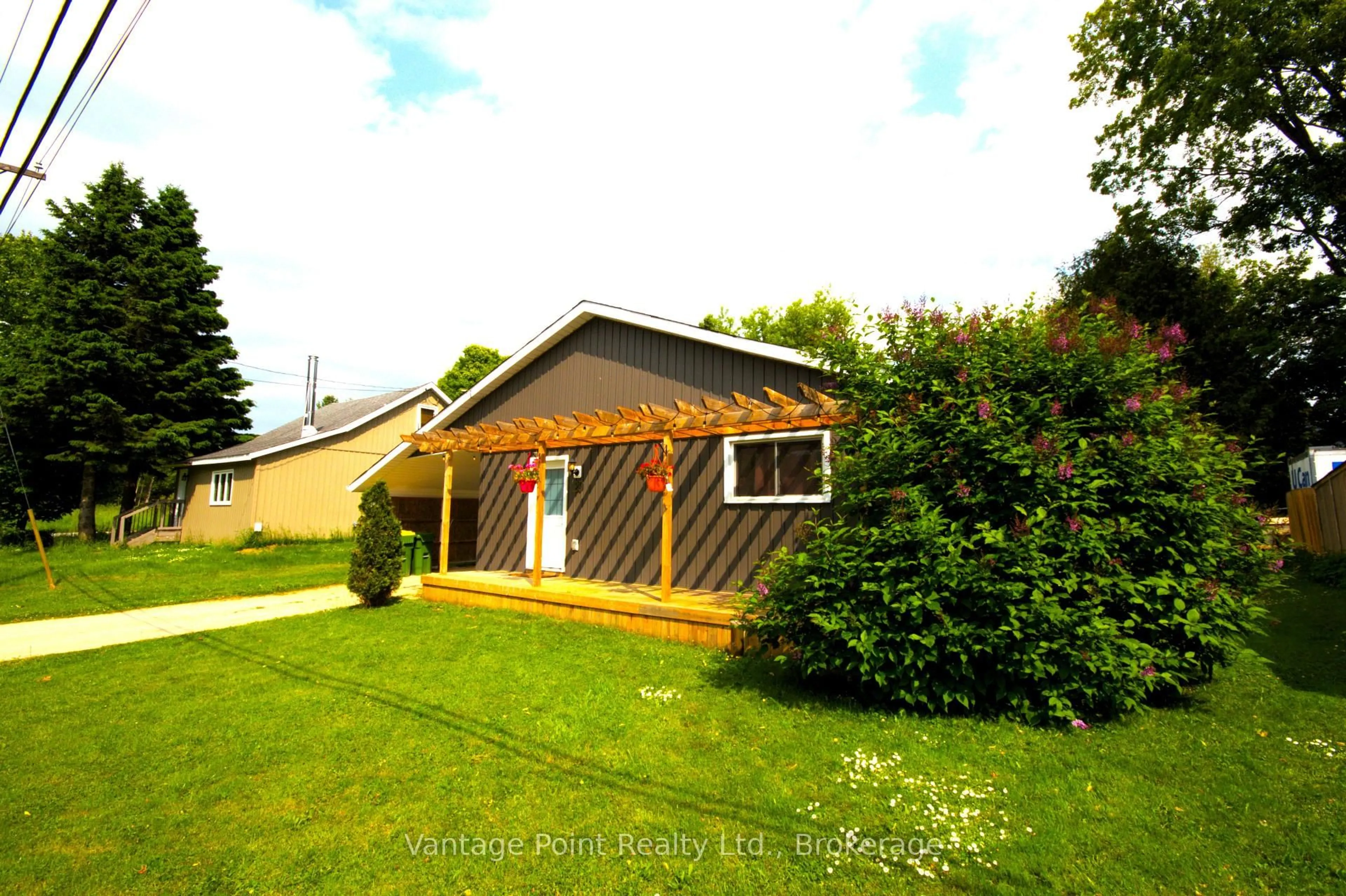 Unknown for 29 Margaret St, Grey Highlands Ontario N0C 1E0