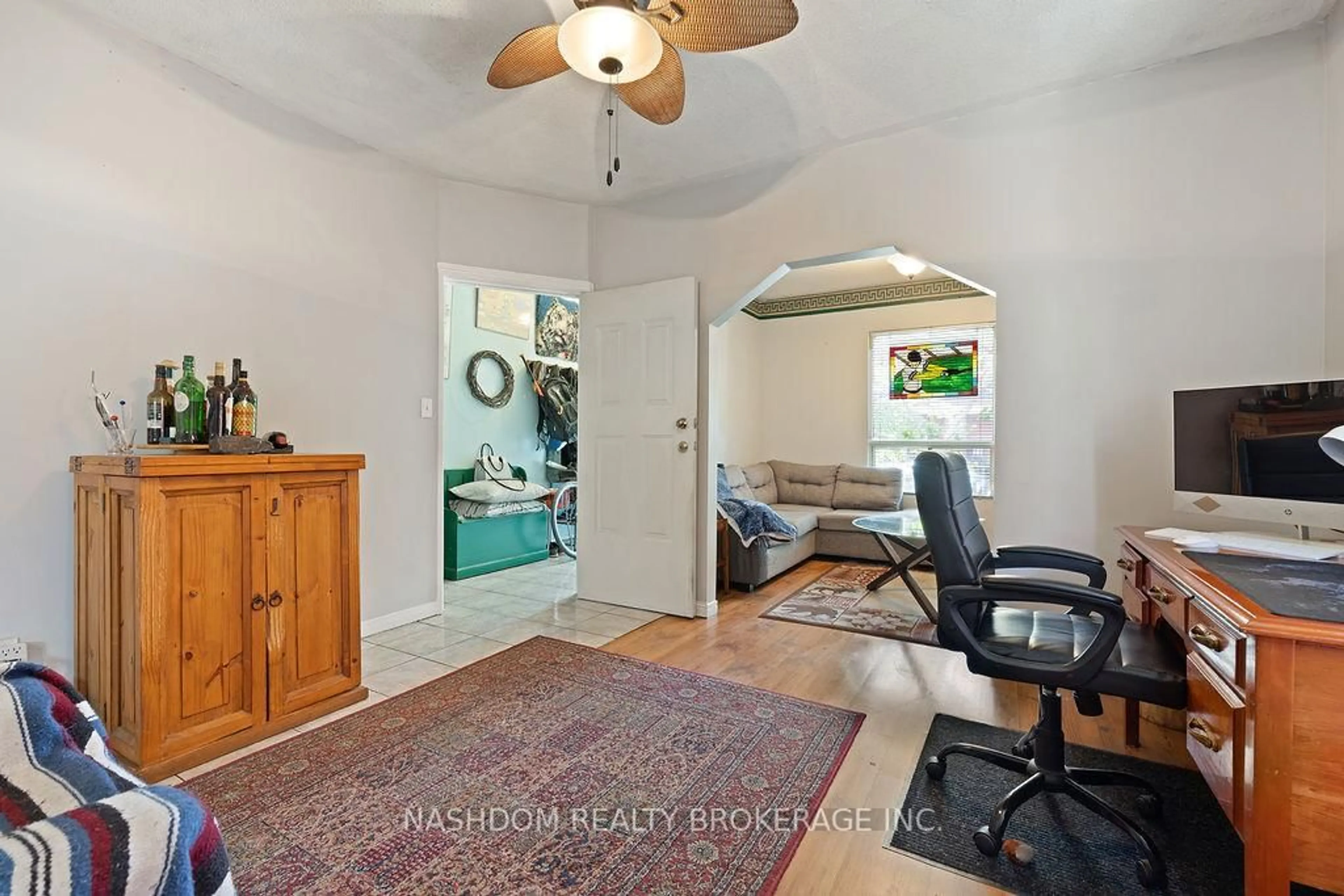 Unknown for 23 Fairleigh Ave, Hamilton Ontario L8L 6H1