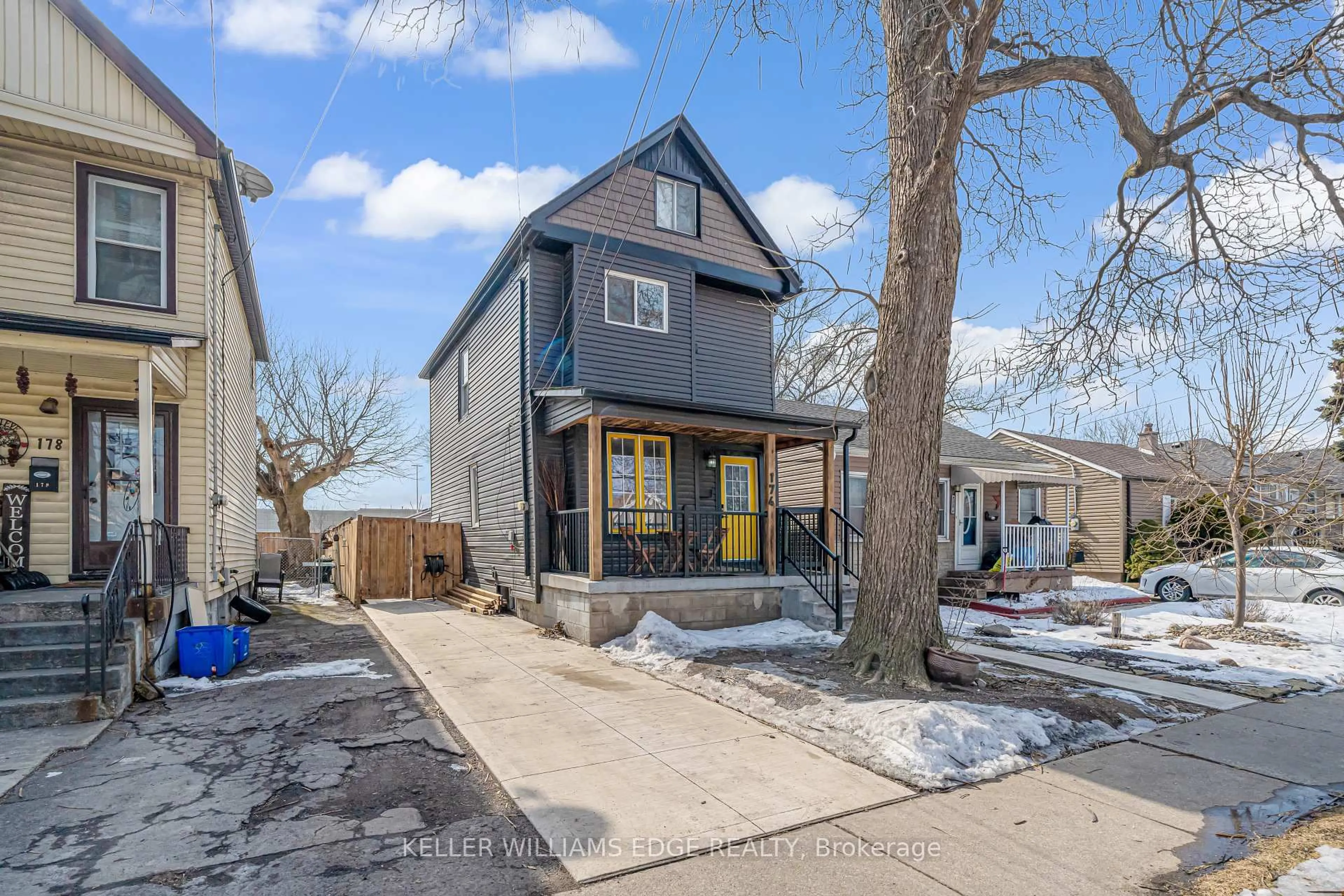 Home with brick exterior material, street for 174 McAnulty Blvd, Hamilton Ontario L8H 3H7