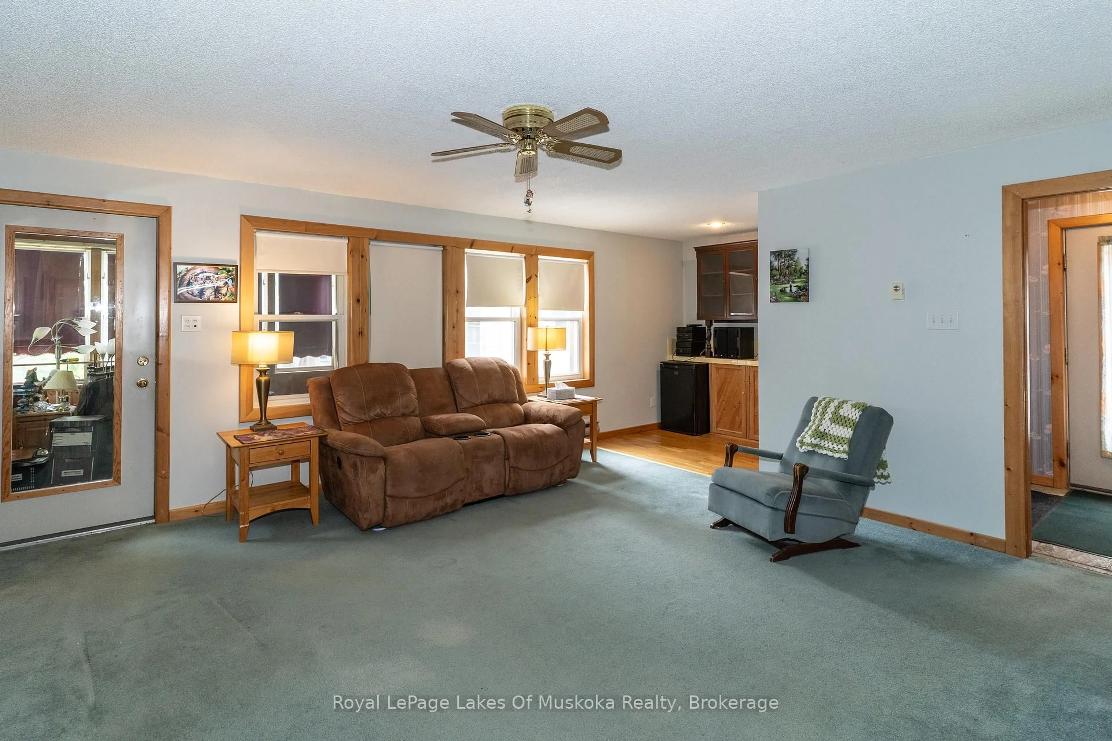 Living room with furniture, unknown for 156 Dill St, Bracebridge Ontario P1L 1E5