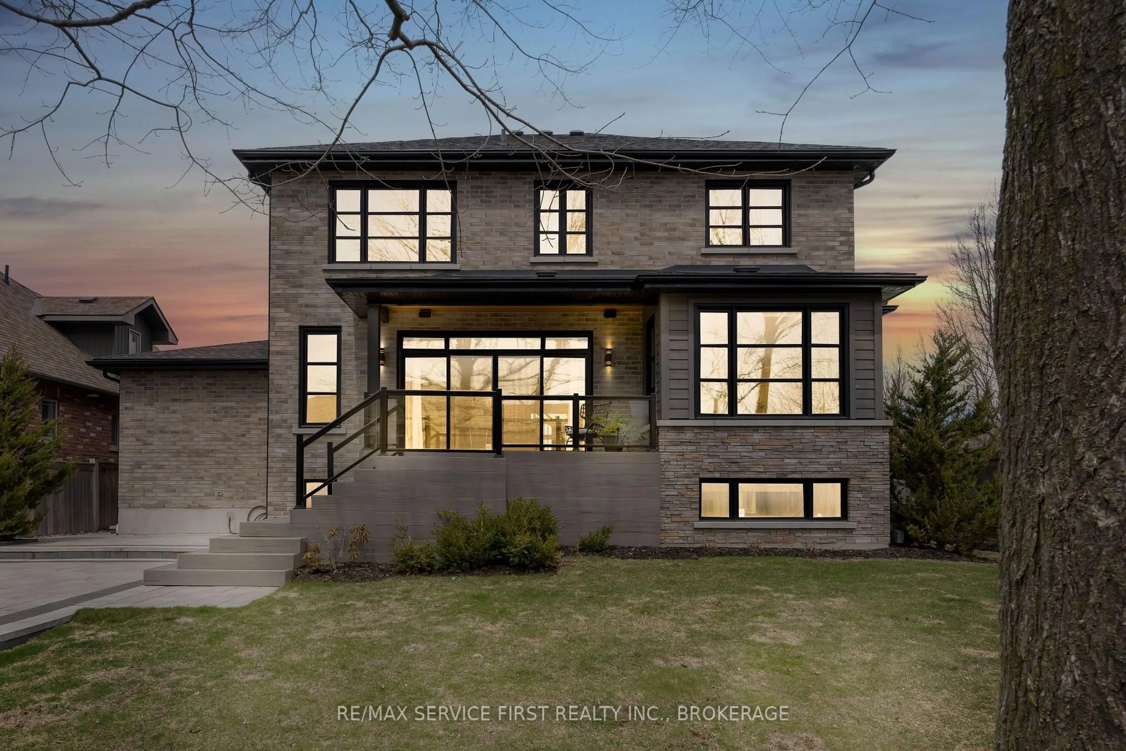 Home with brick exterior material, building for 900 Roshan Dr, Kingston Ontario K7P 0B2