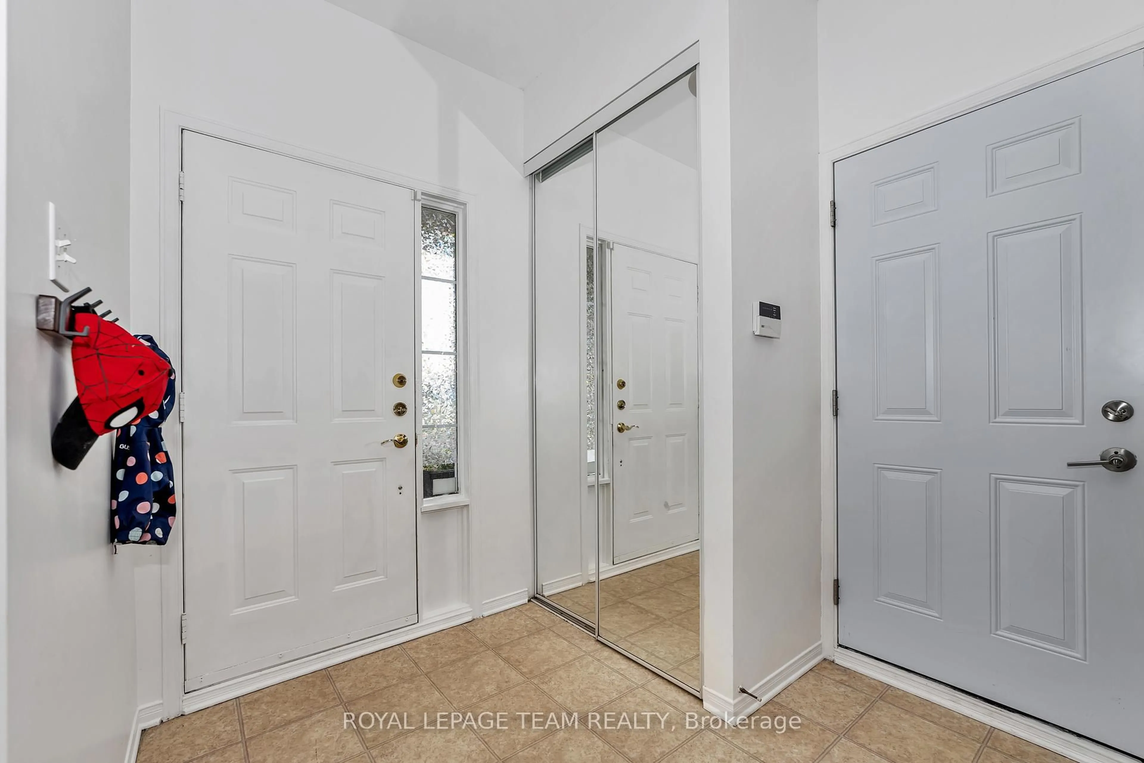 Indoor entryway for 44 Chartwell Ave, Ottawa Ontario K2G 6L7