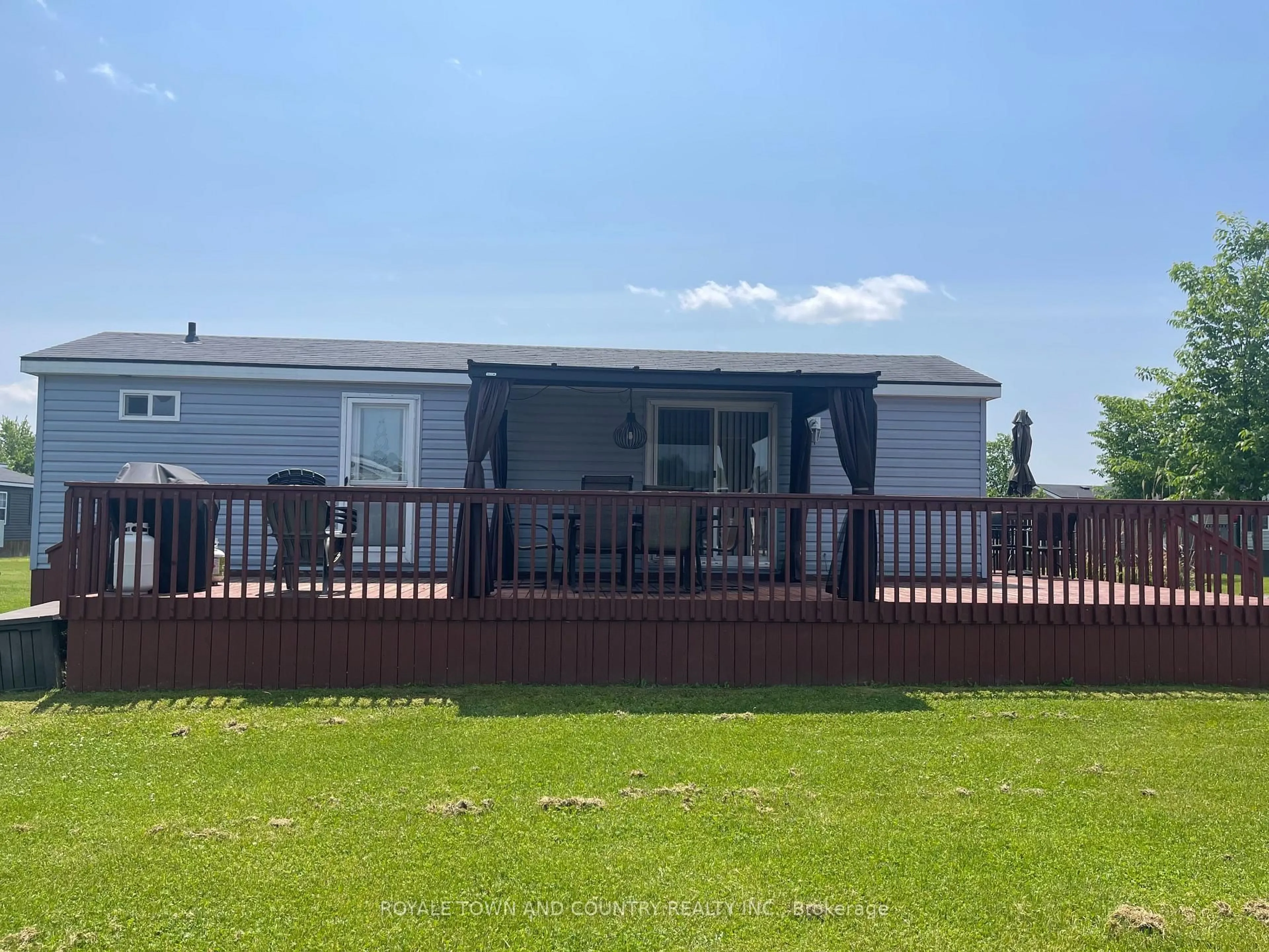 A pic from outside/outdoor area/front of a property/back of a property/a pic from drone, unknown for 83 Highlands Dr, Otonabee-South Monaghan Ontario K0L 2G0