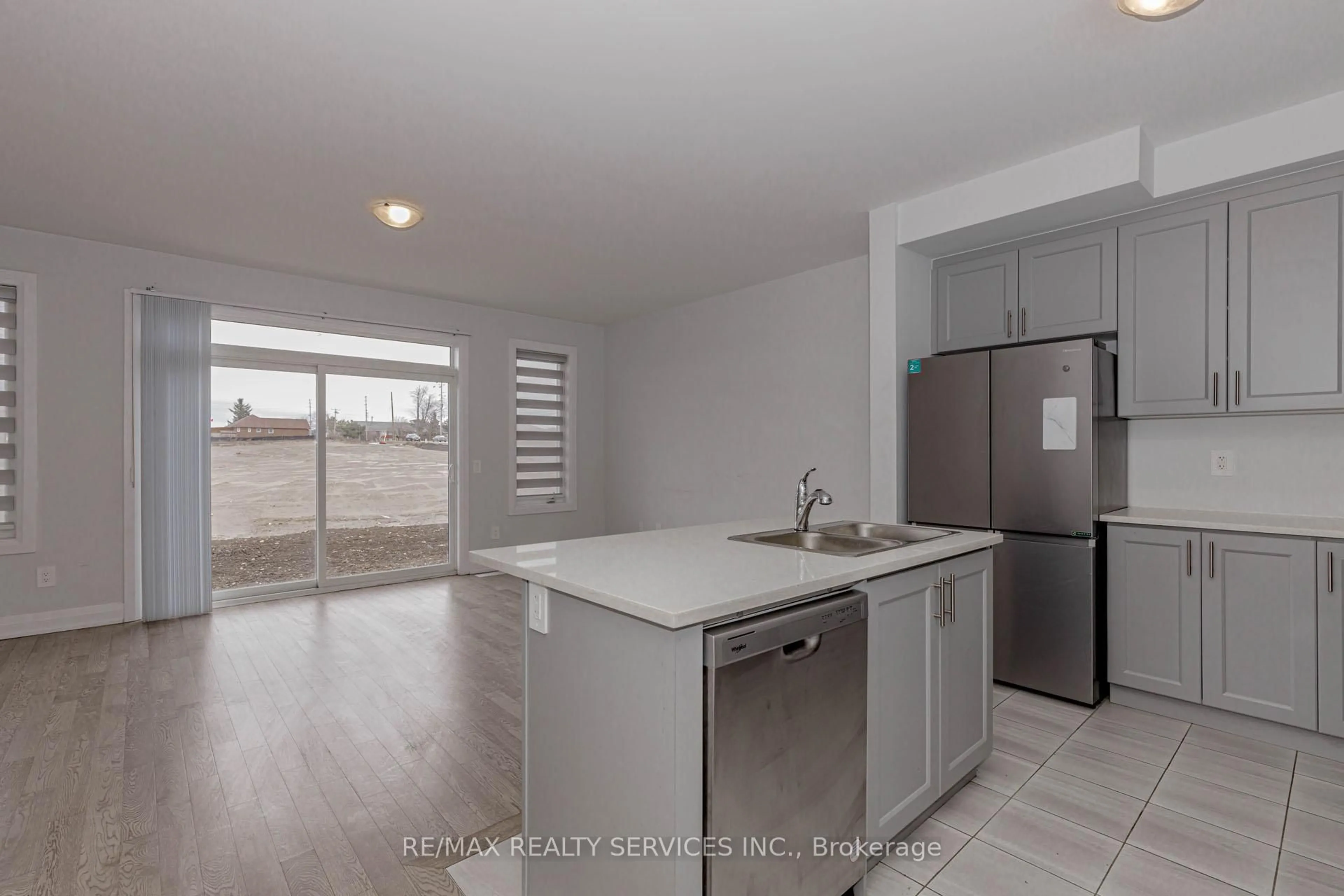 Open concept kitchen, unknown for 141 St Joseph Rd, Kawartha Lakes Ontario K9V 0R8