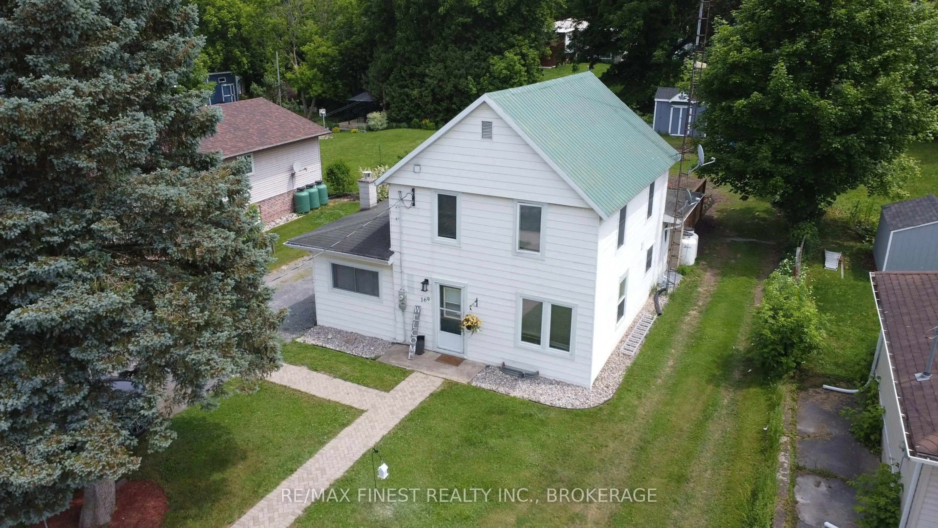 A pic from outside/outdoor area/front of a property/back of a property/a pic from drone, building for 169 Main St, Leeds and the Thousand Islands Ontario K0H 2N0