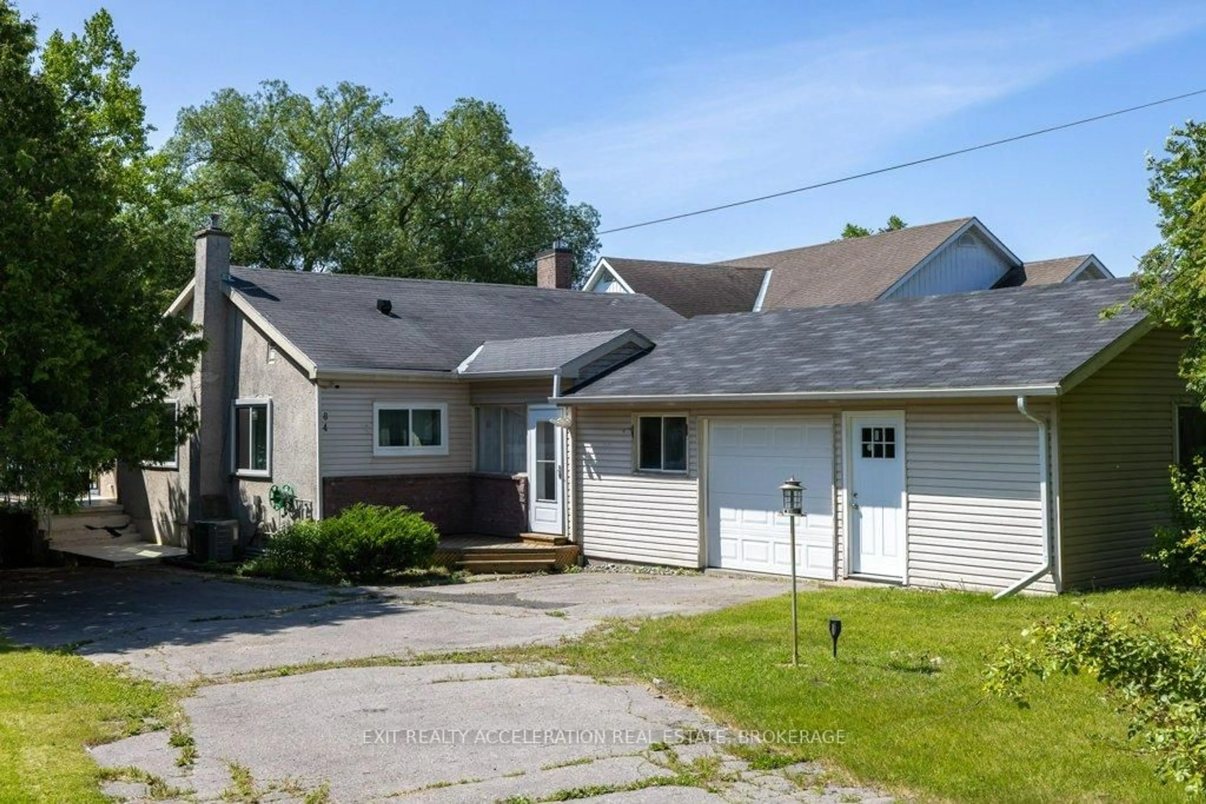 A pic from outside/outdoor area/front of a property/back of a property/a pic from drone, street for 84 Main St, Deseronto Ontario K0K 1X0