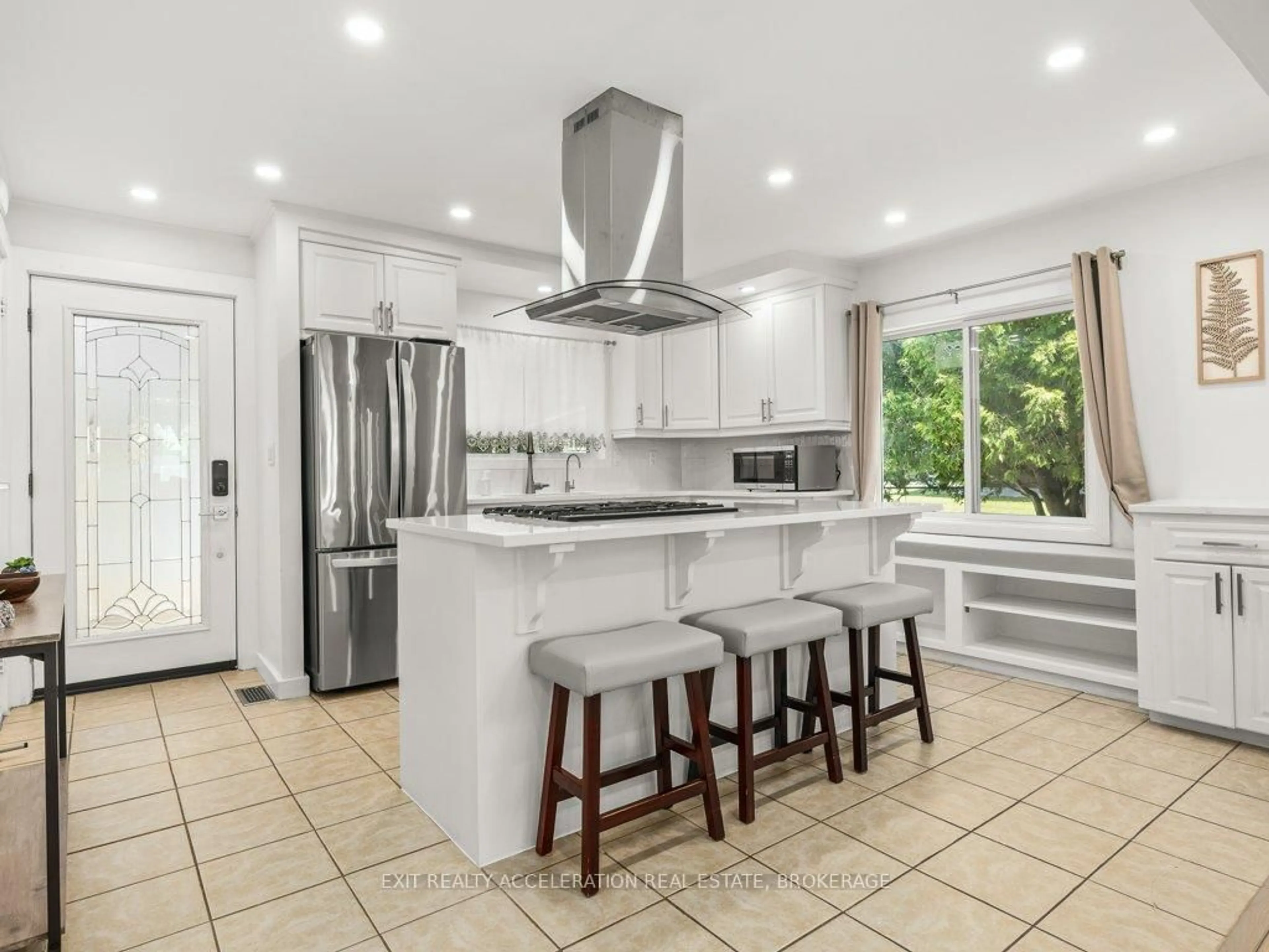 Open concept kitchen, ceramic/tile floor for 84 Main St, Deseronto Ontario K0K 1X0