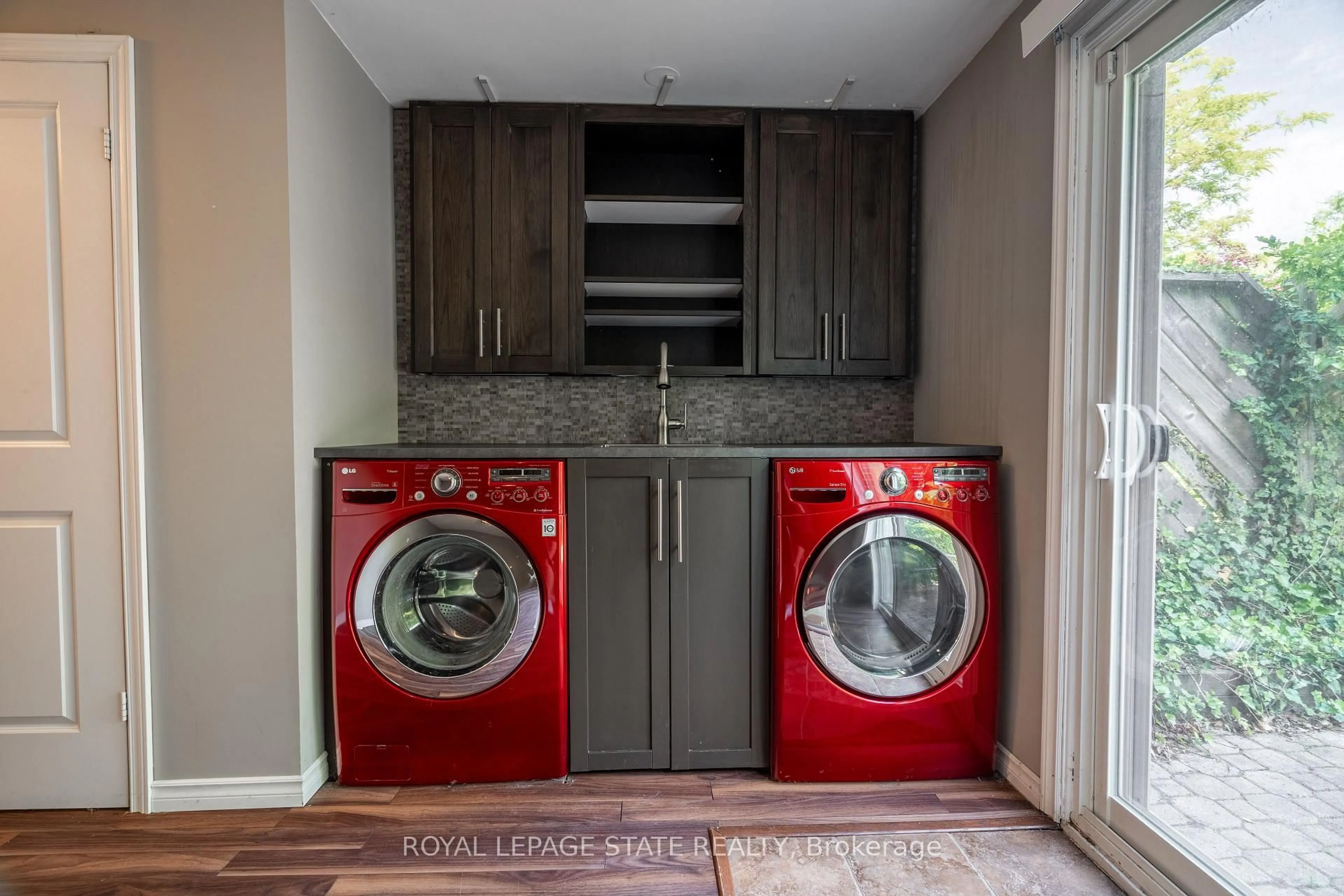 Laundry room for 1967 Main St #15, Hamilton Ontario L8S 4P4