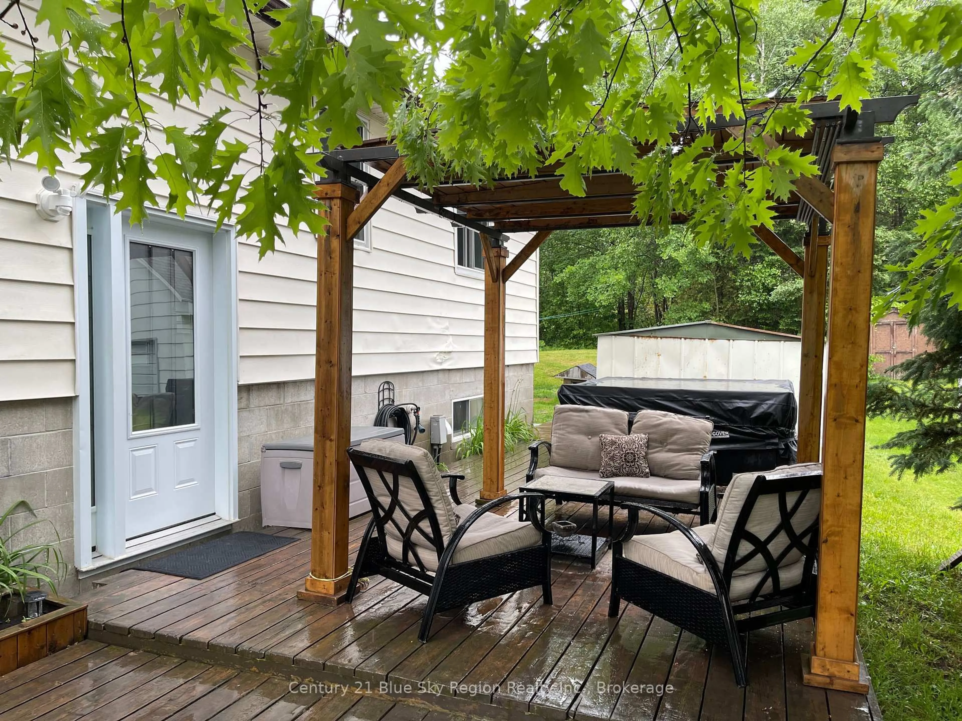 Patio, unknown for 1185 Derland Rd, East Ferris Ontario P0H 1K0
