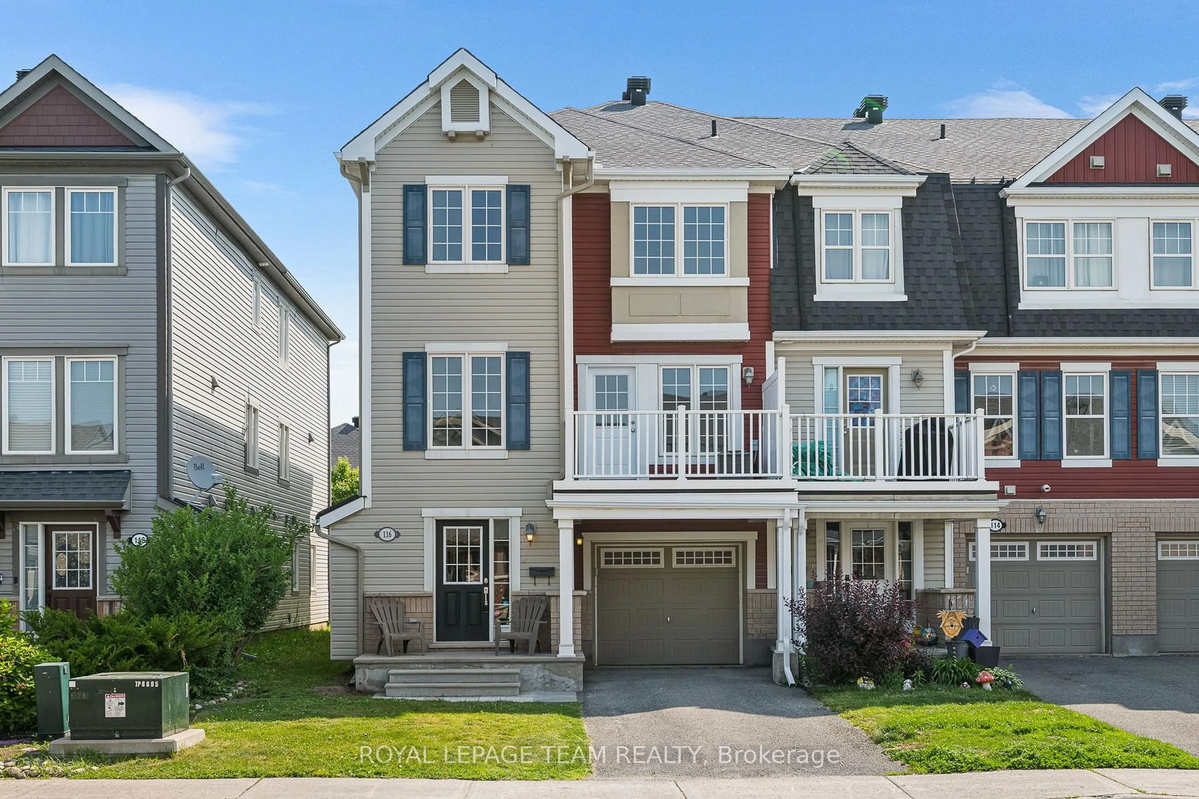 Home with vinyl exterior material, street for 116 Pennant Ave, Ottawa Ontario K2J 5W6