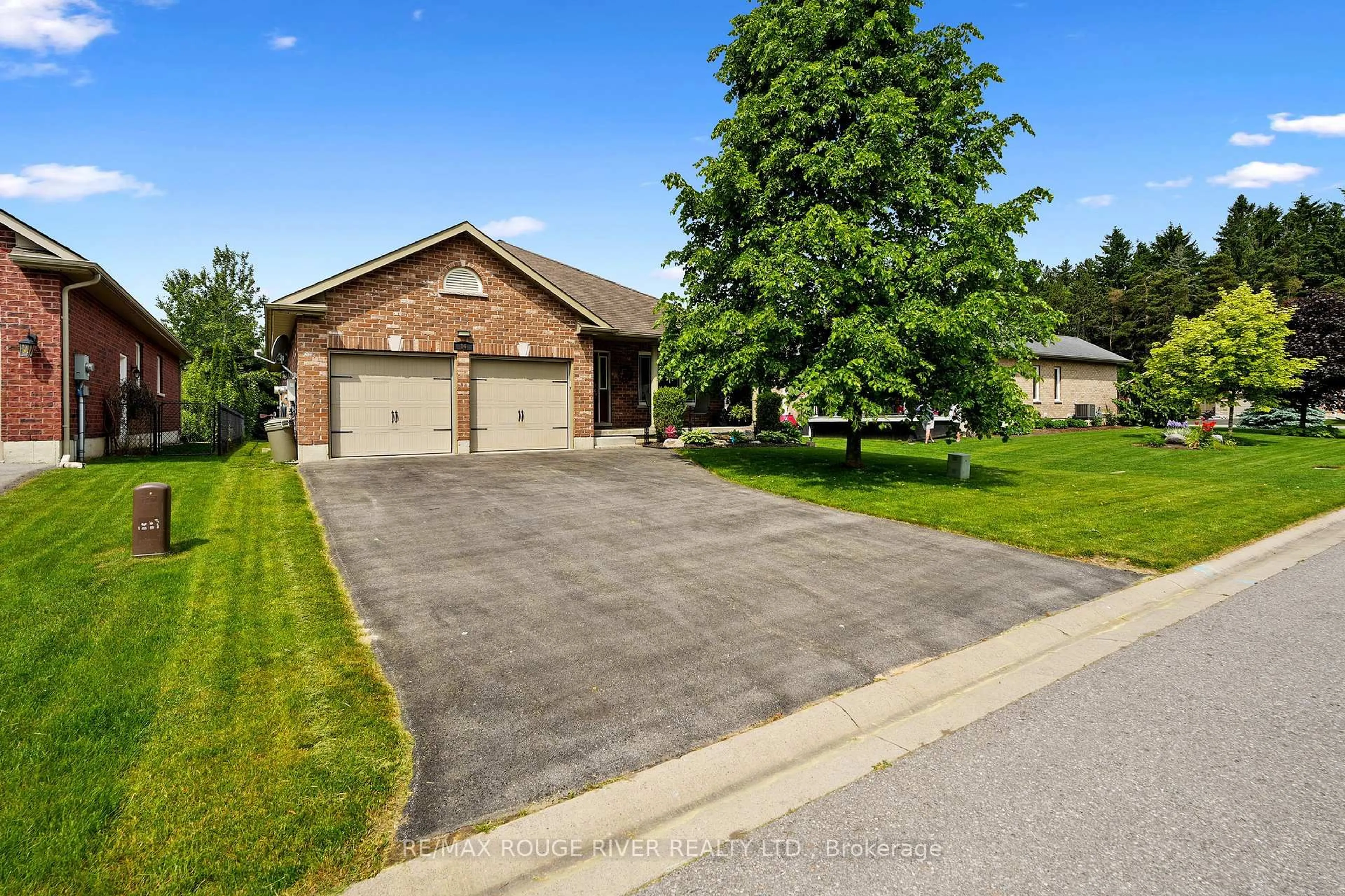 A pic from outside/outdoor area/front of a property/back of a property/a pic from drone, street for 14 Algonquin Ave, Brighton Ontario K0K 1H0