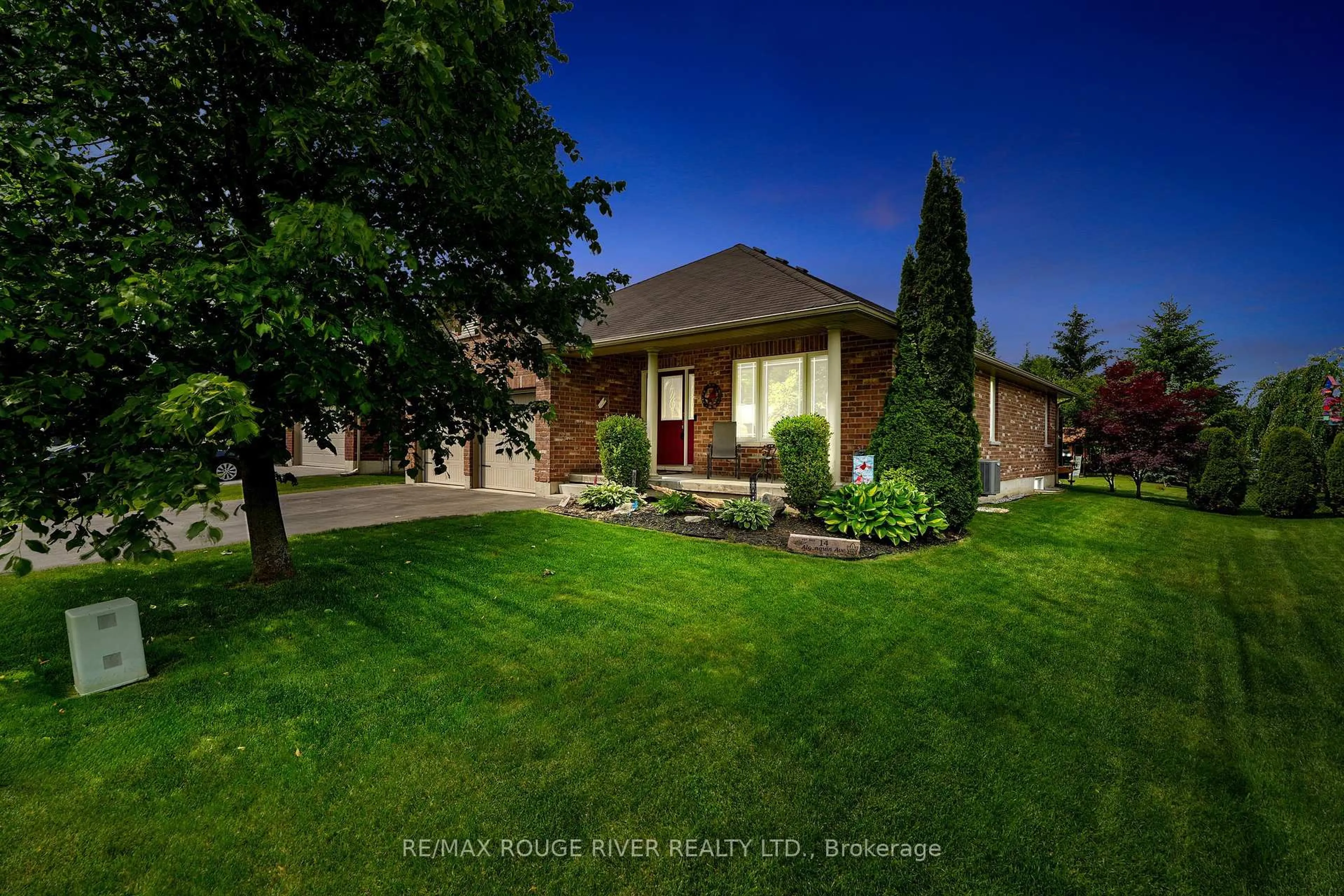 A pic from outside/outdoor area/front of a property/back of a property/a pic from drone, street for 14 Algonquin Ave, Brighton Ontario K0K 1H0