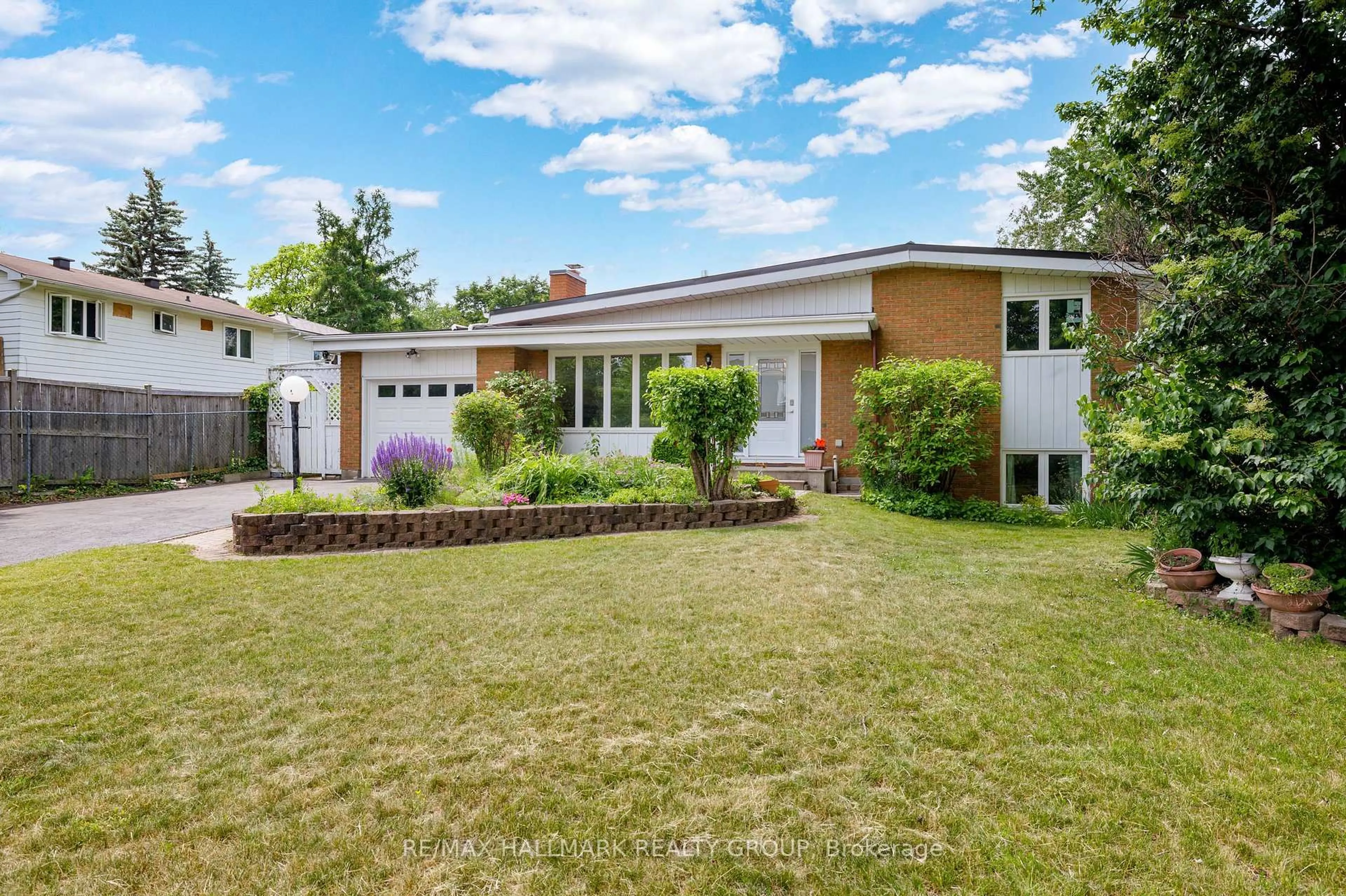 Home with brick exterior material, street for 4 Roberta Cres, Barrhaven Ontario K2J 1G6