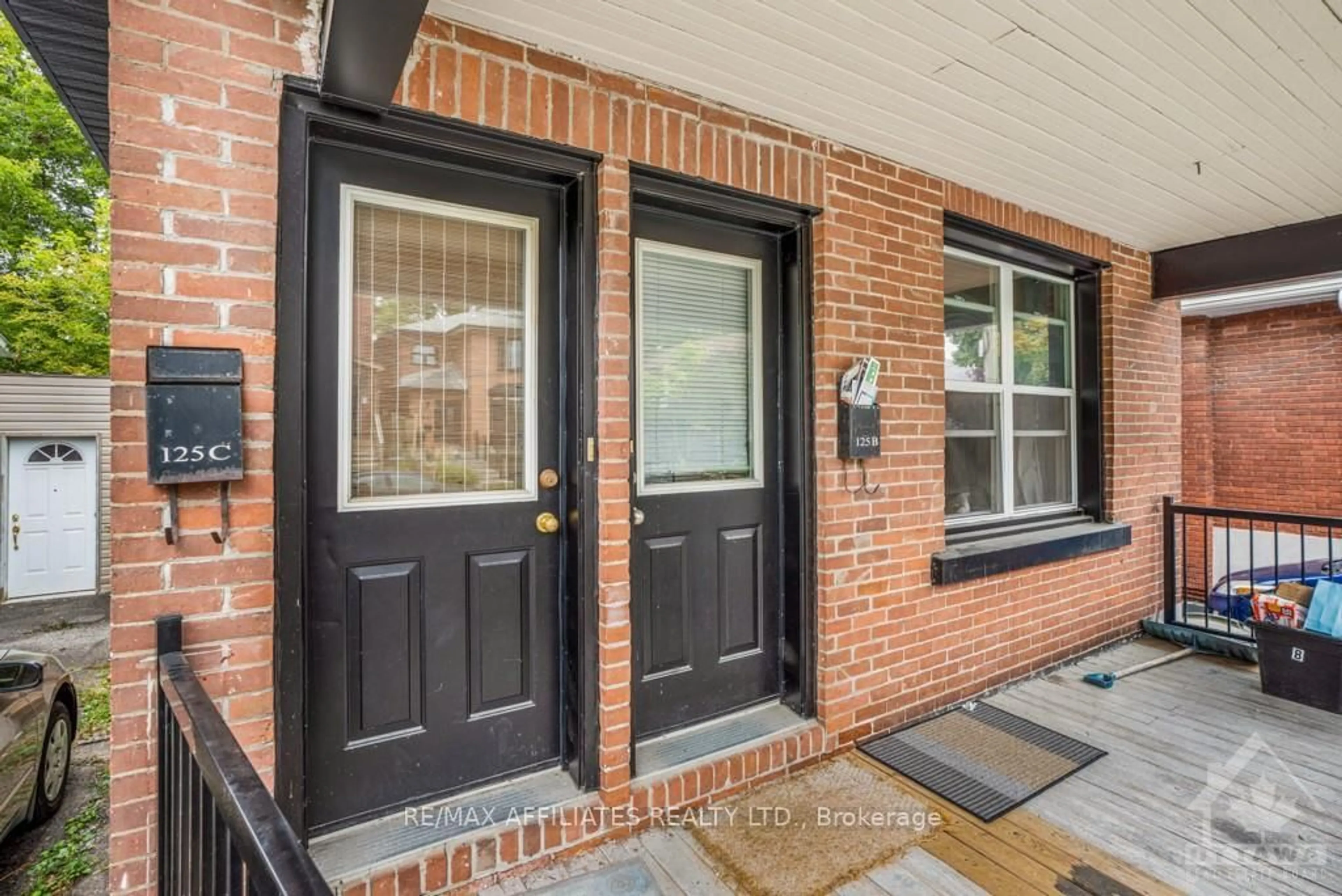 Home with brick exterior material, street for 125 Hopewell Ave, Ottawa Ontario K1S 2Z2