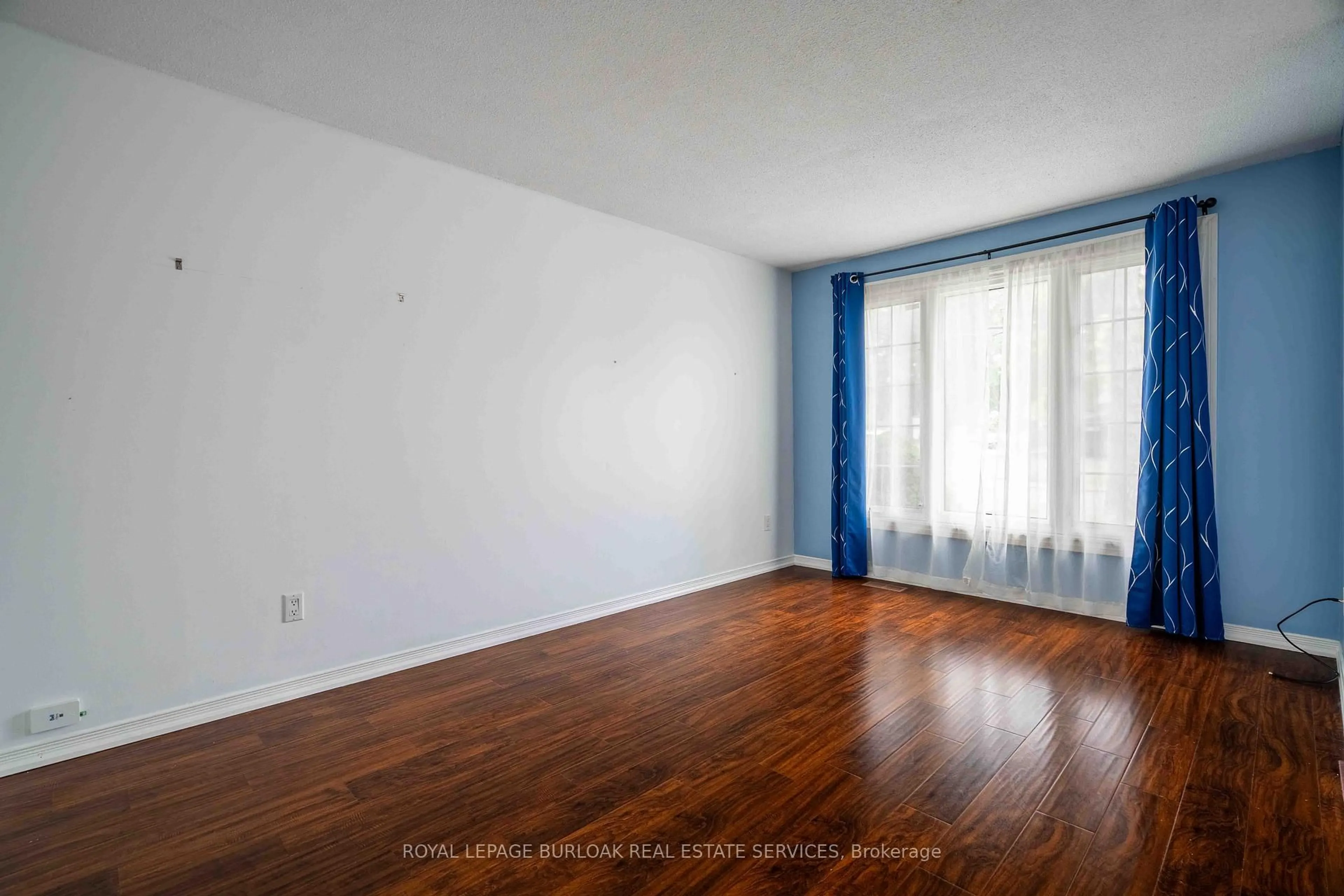 A pic of a room for 117 Bonaventure Dr #16, Hamilton Ontario L9C 4P8
